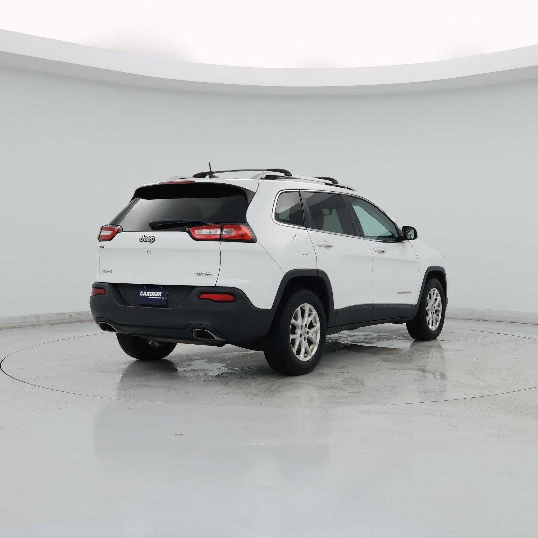 Thumbnail: 2015 Jeep Cherokee - 8