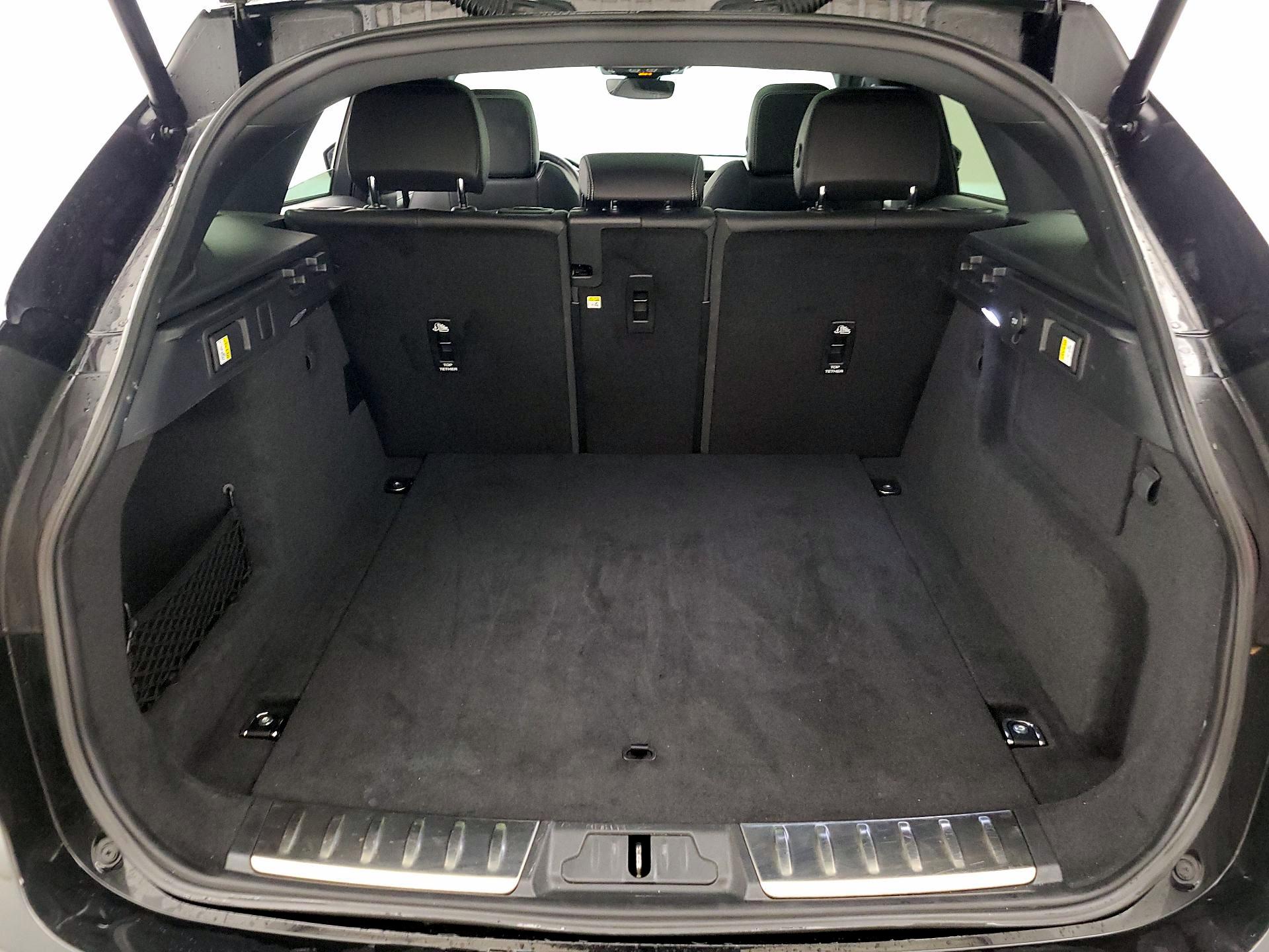 Thumbnail: 2024 Jaguar F-Pace - 19