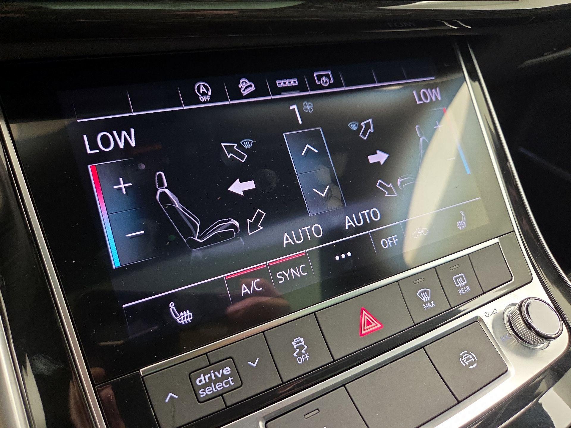 Thumbnail: 2025 Audi Q7 - 17