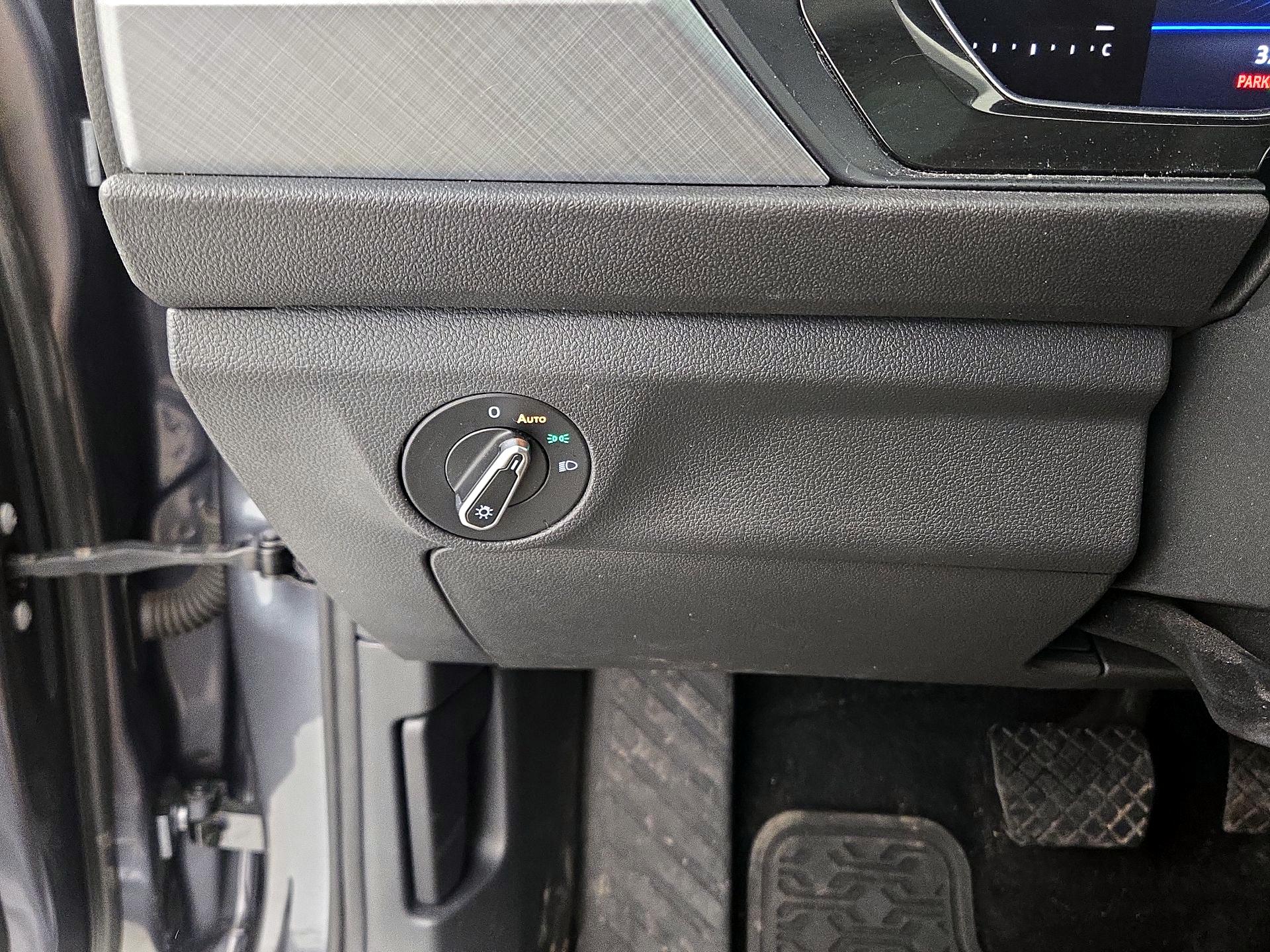 Thumbnail: 2022 Volkswagen Jetta - 13