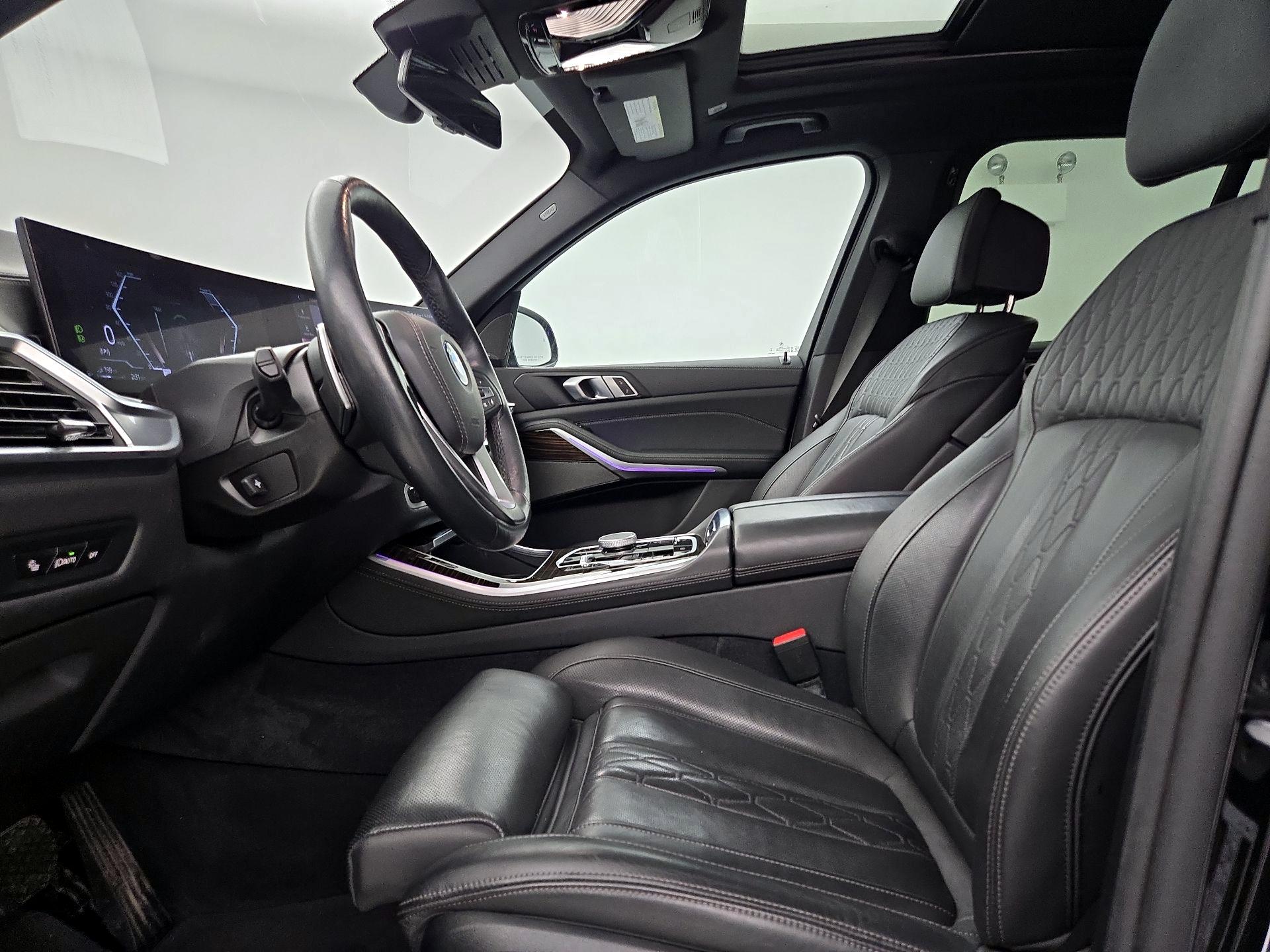 Thumbnail: 2025 BMW X5 - 11