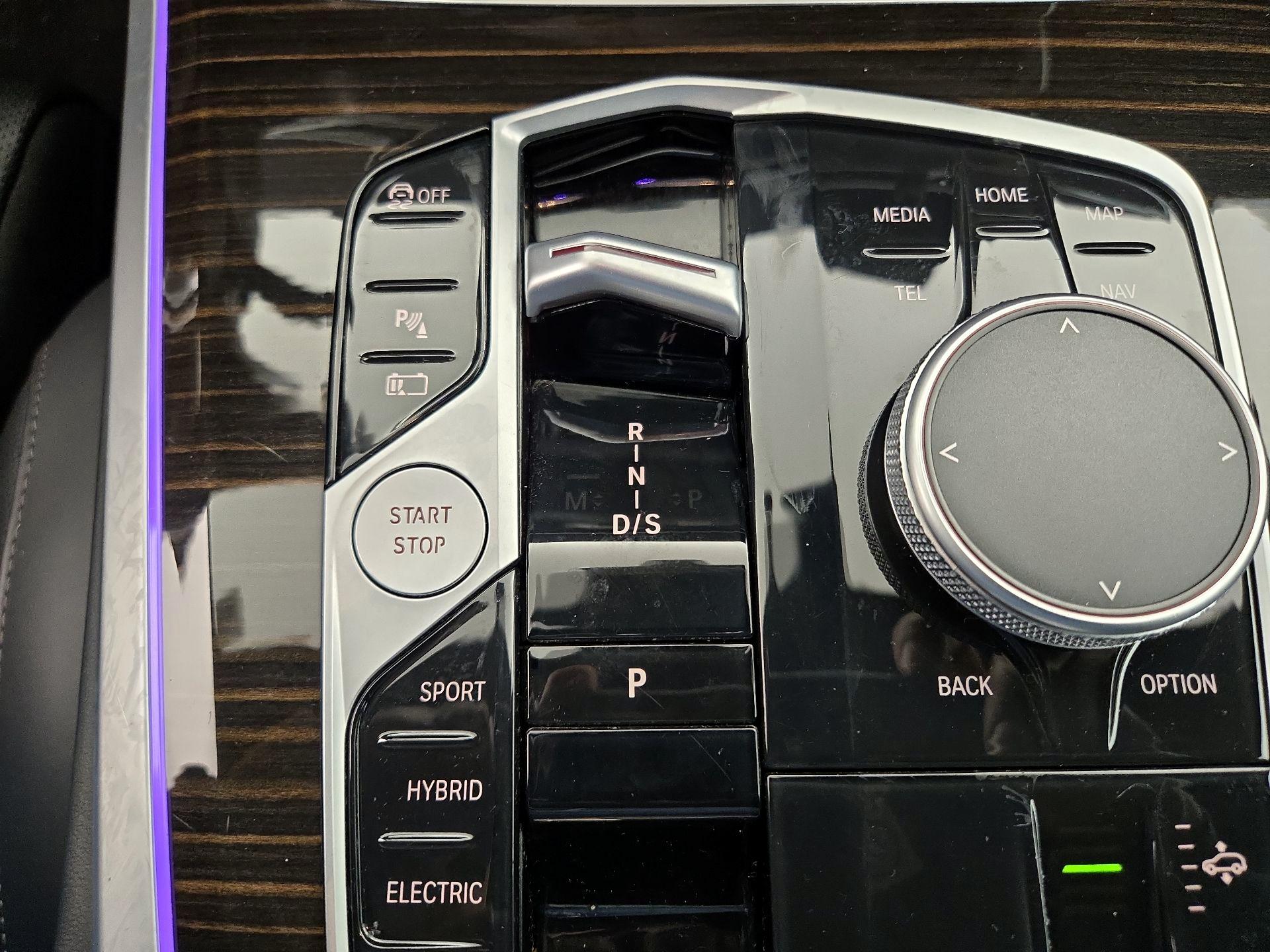 Thumbnail: 2025 BMW X5 - 17