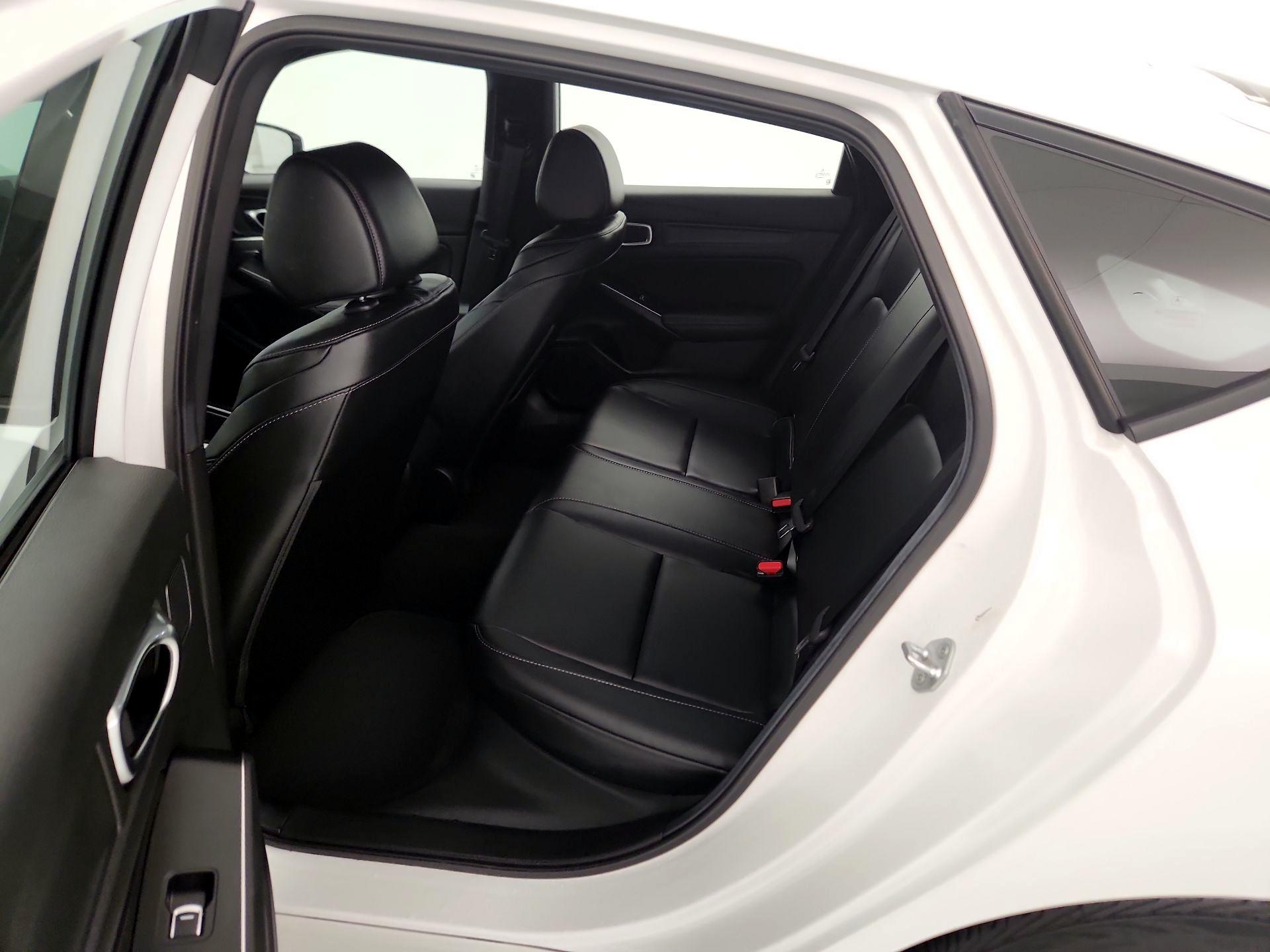 Thumbnail: 2025 Acura Integra - 18