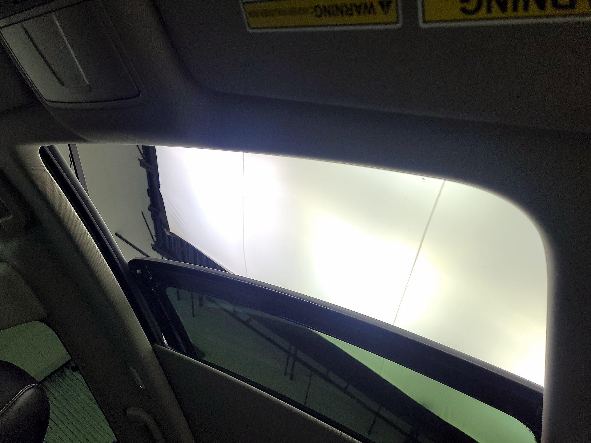 Thumbnail: 2023 Acura MDX - 18