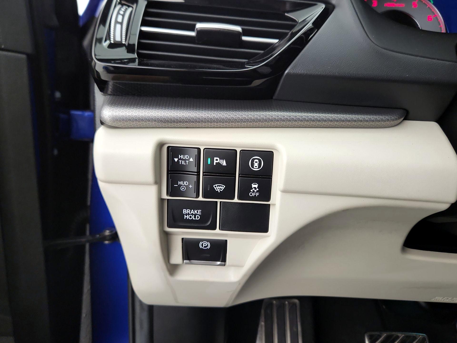 Thumbnail: 2025 Acura RDX - 13