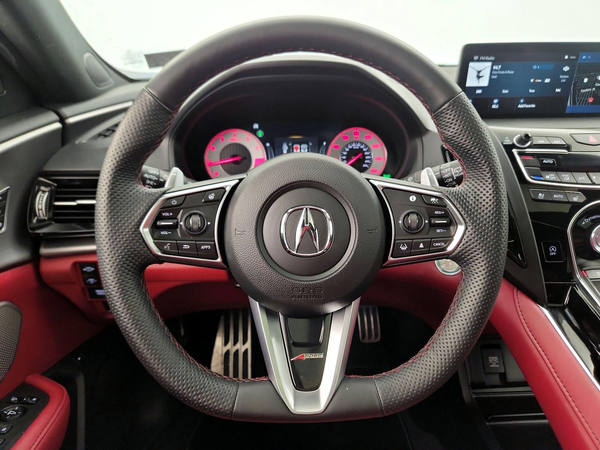 Thumbnail: 2025 Acura RDX - 10