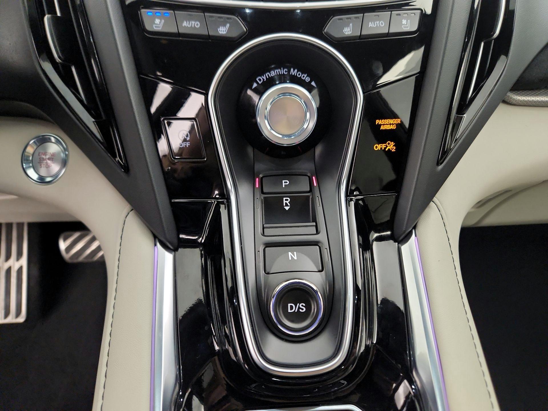 Thumbnail: 2025 Acura RDX - 17