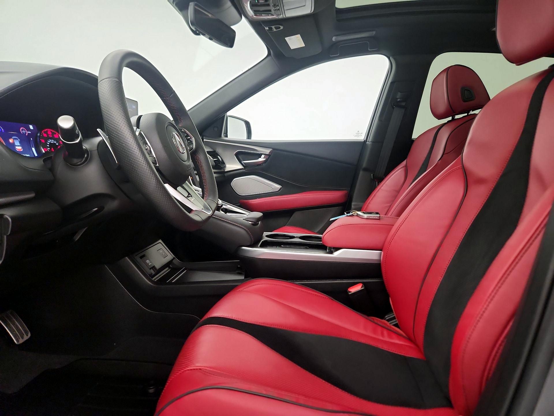 Thumbnail: 2025 Acura RDX - 11