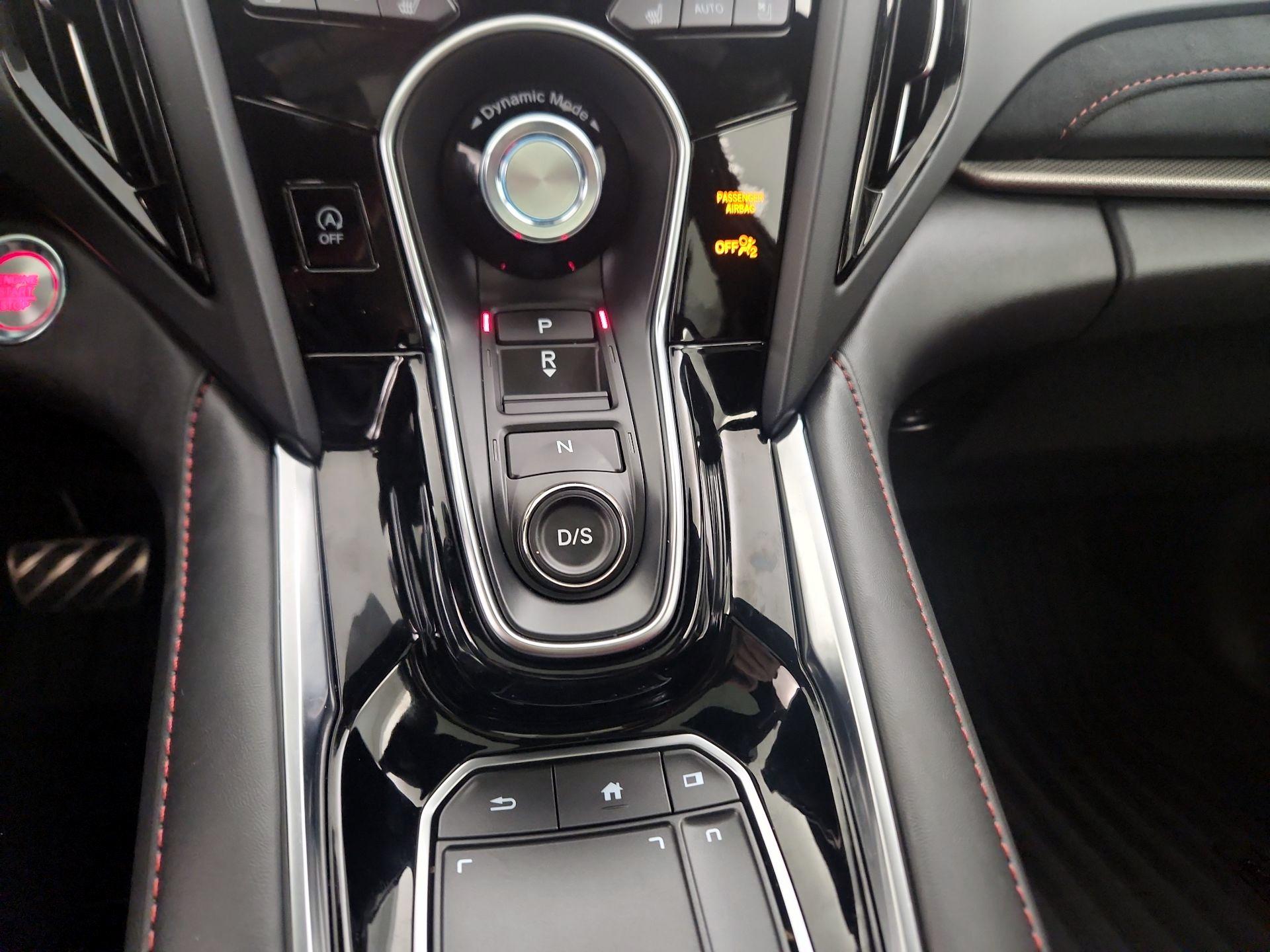 Thumbnail: 2025 Acura RDX - 17