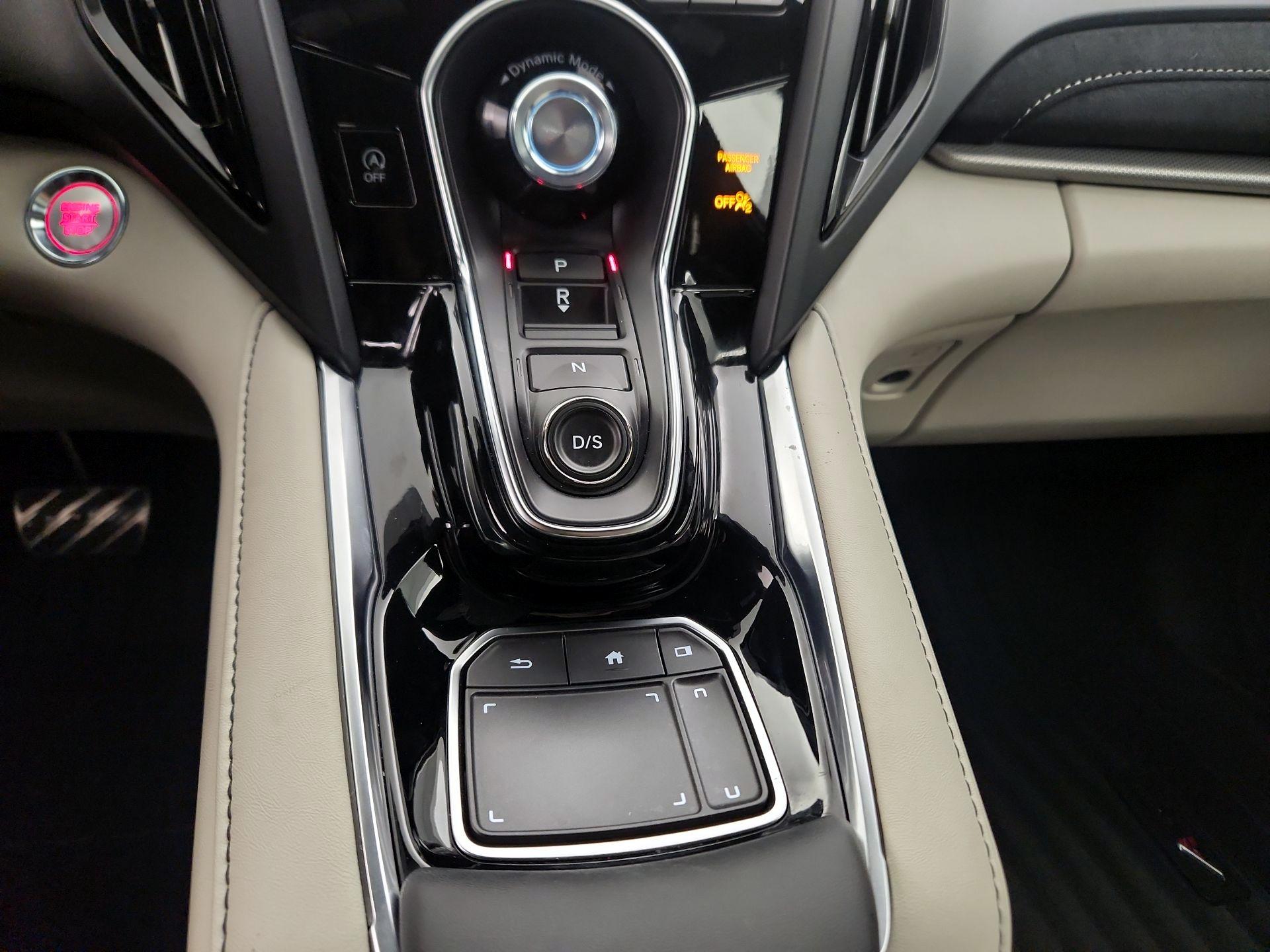 Thumbnail: 2025 Acura RDX - 17