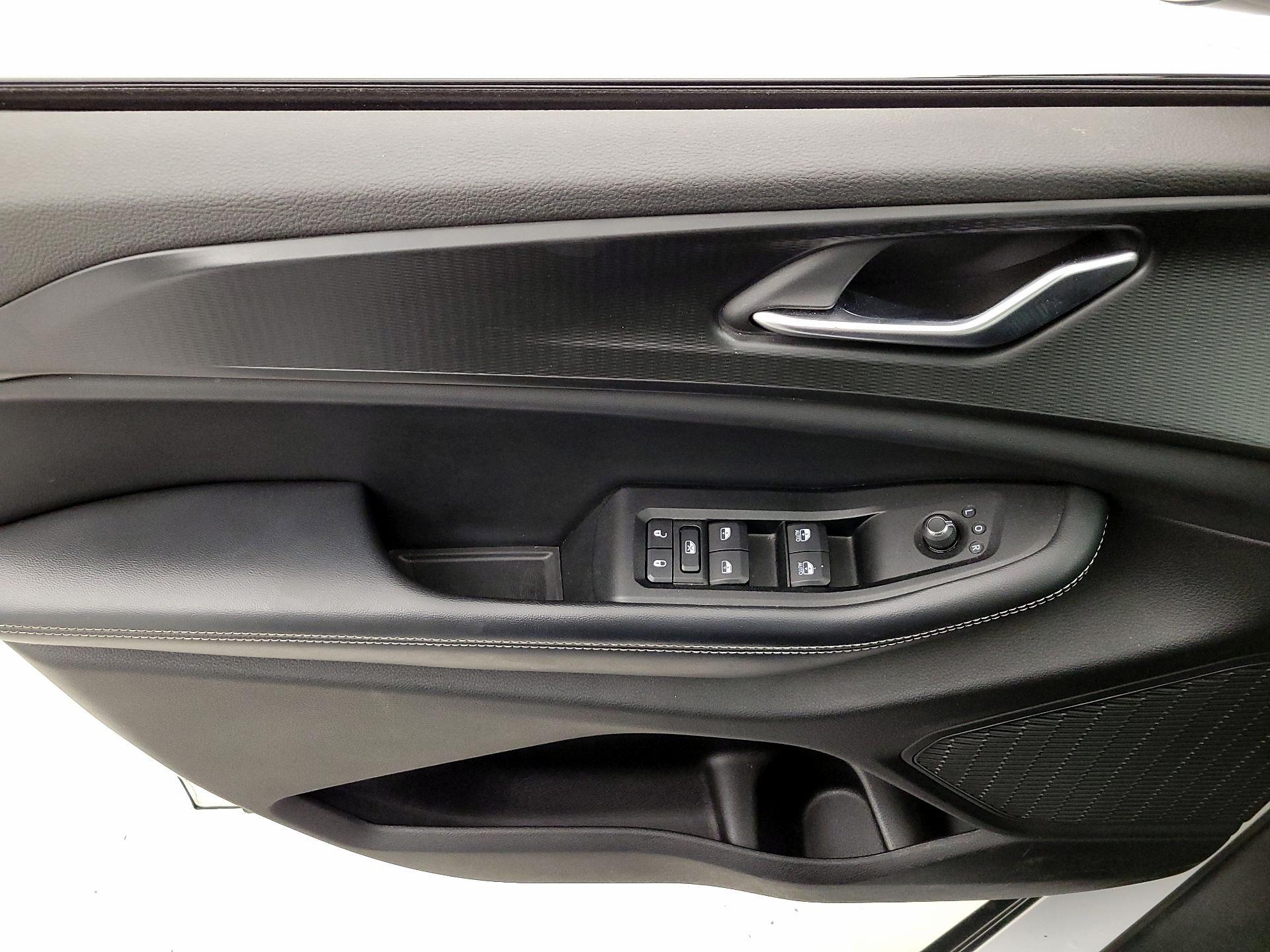 Thumbnail: 2023 Jeep Grand Cherokee L - 12