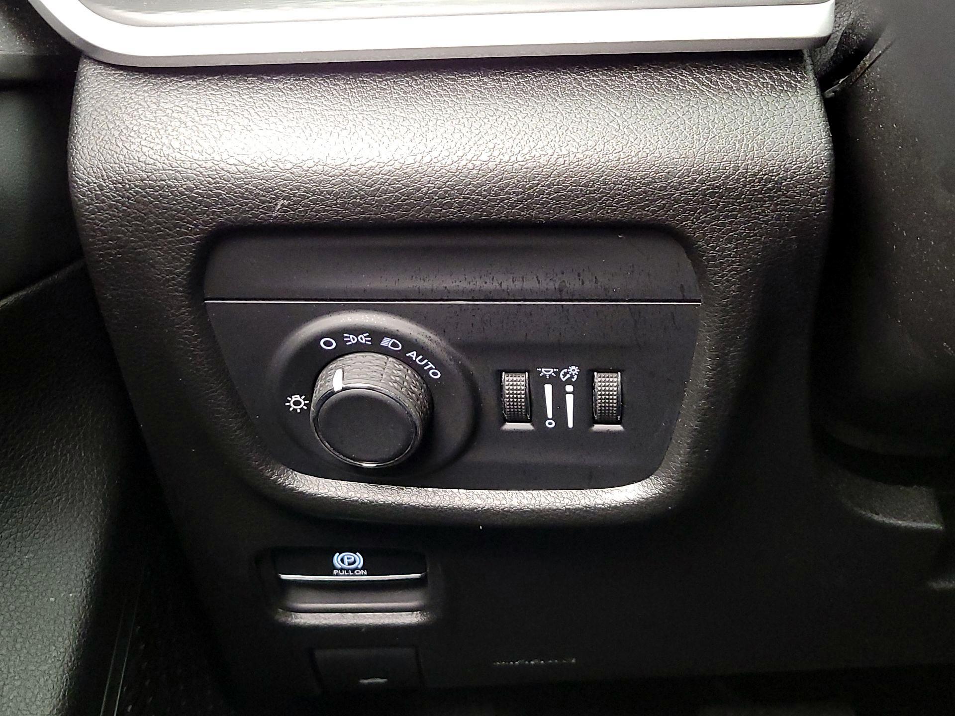 Thumbnail: 2023 Jeep Grand Cherokee L - 13