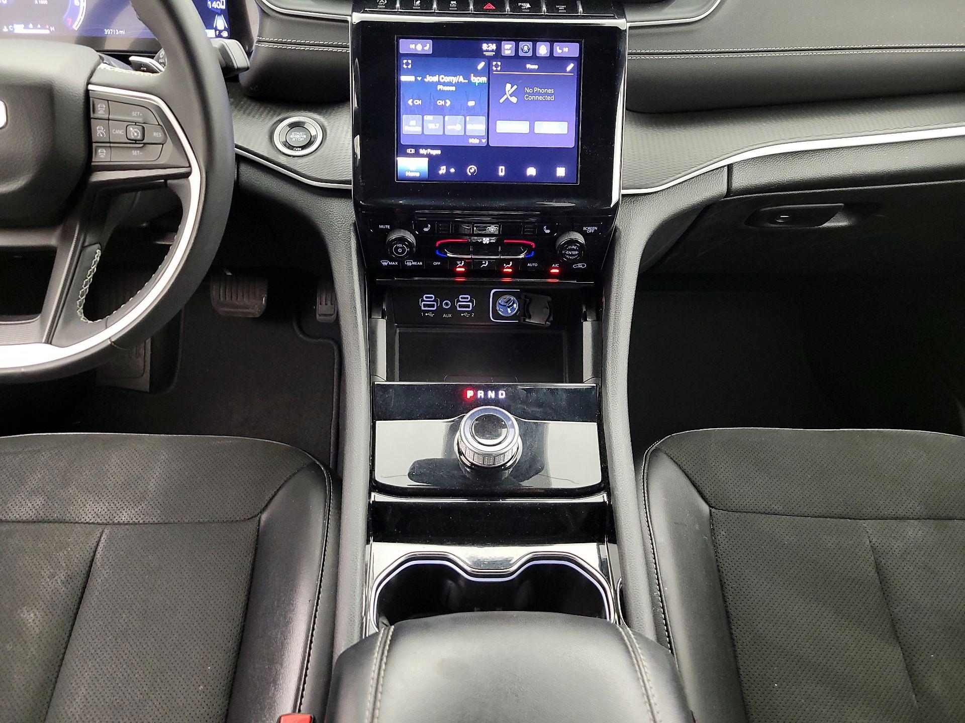 Thumbnail: 2023 Jeep Grand Cherokee L - 17