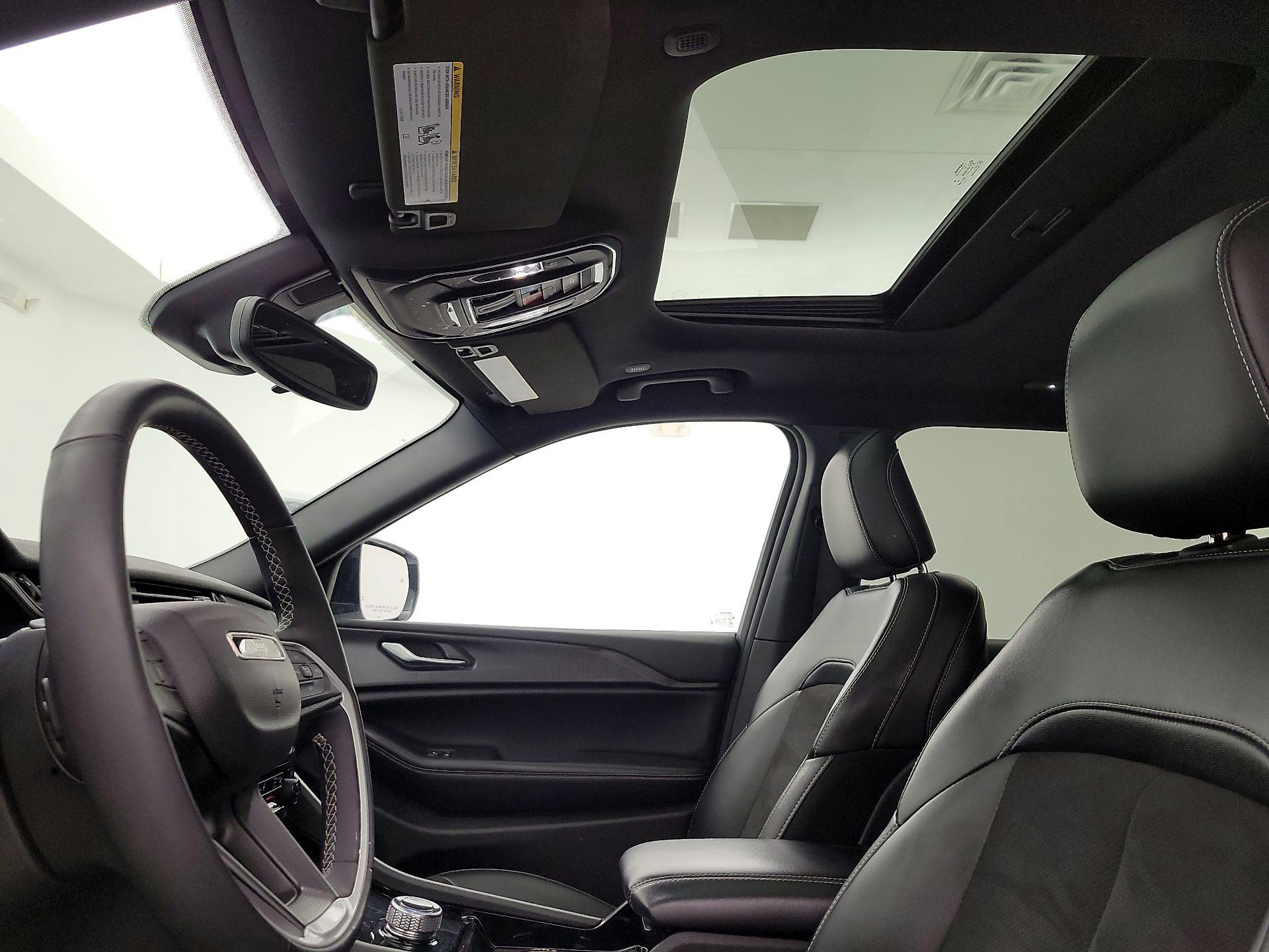 Thumbnail: 2023 Jeep Grand Cherokee L - 19