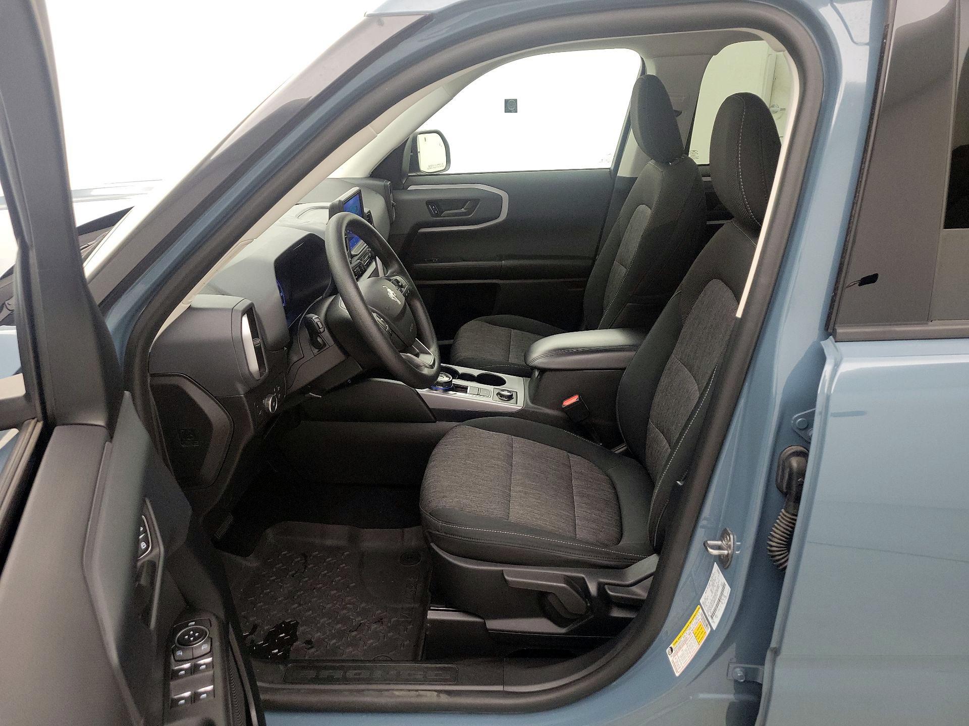 Thumbnail: 2021 Ford Bronco Sport - 11