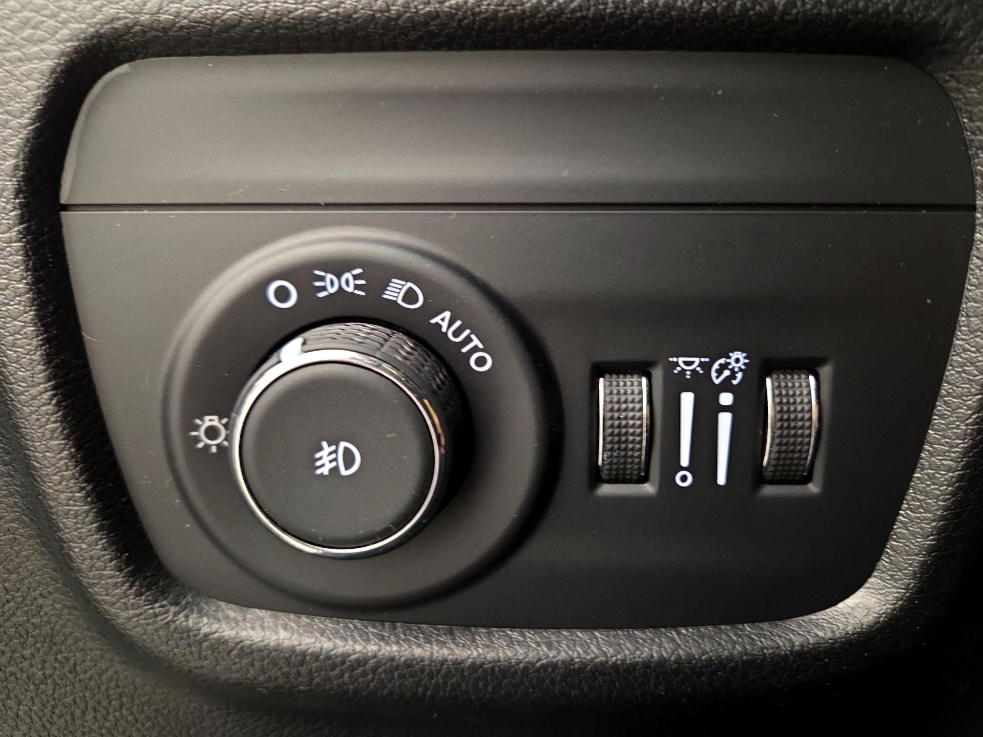 Thumbnail: 2023 Jeep Grand Cherokee - 13