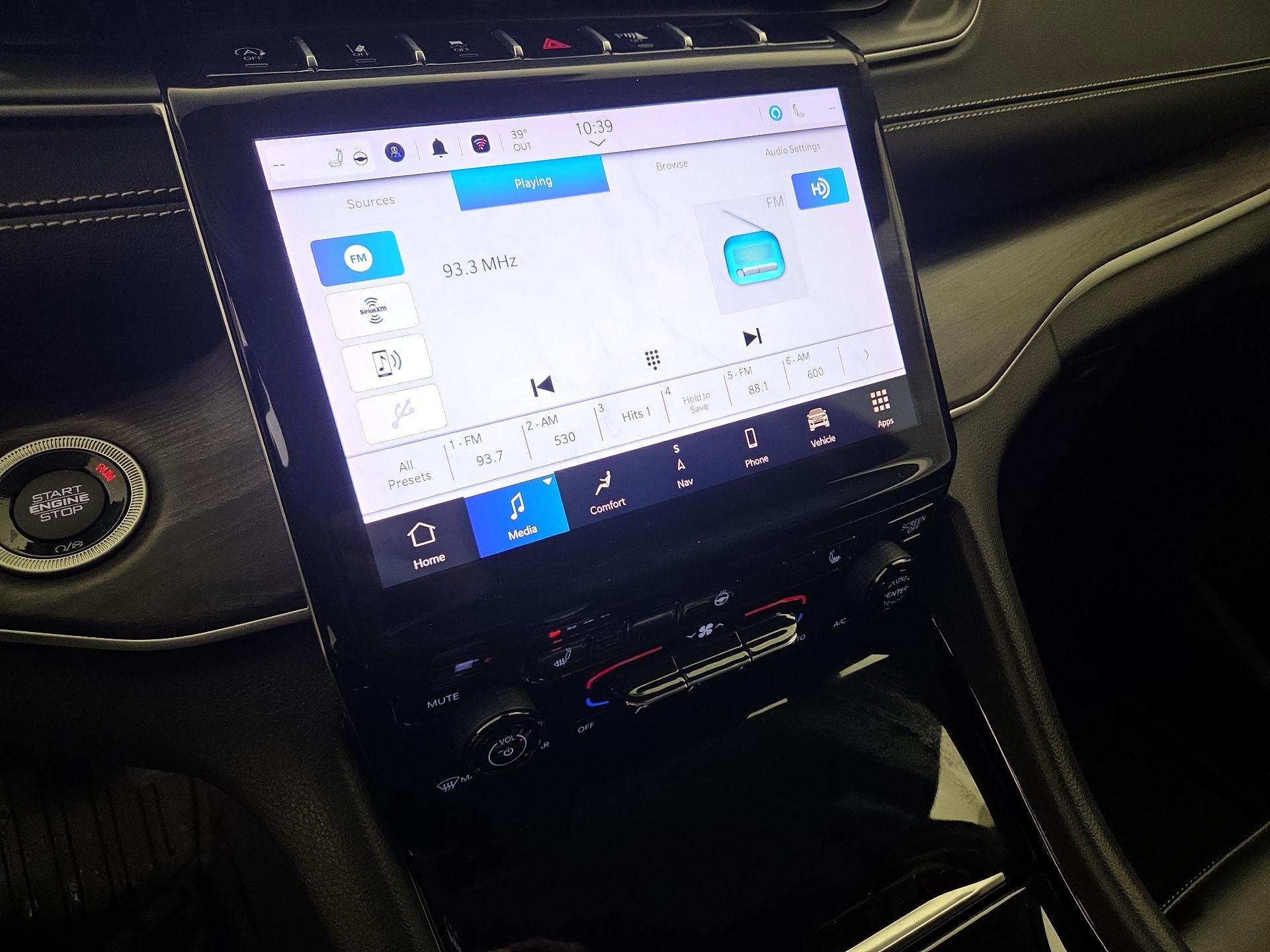 Thumbnail: 2023 Jeep Grand Cherokee - 15