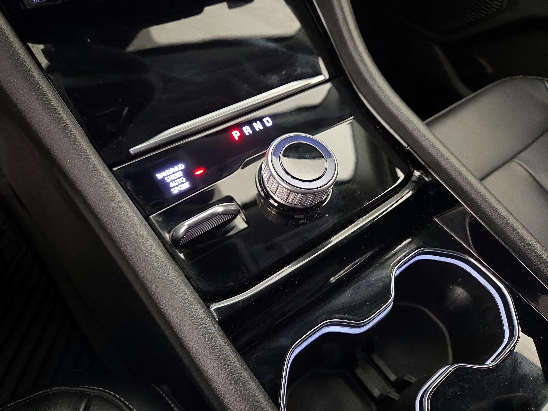 Thumbnail: 2023 Jeep Grand Cherokee - 17