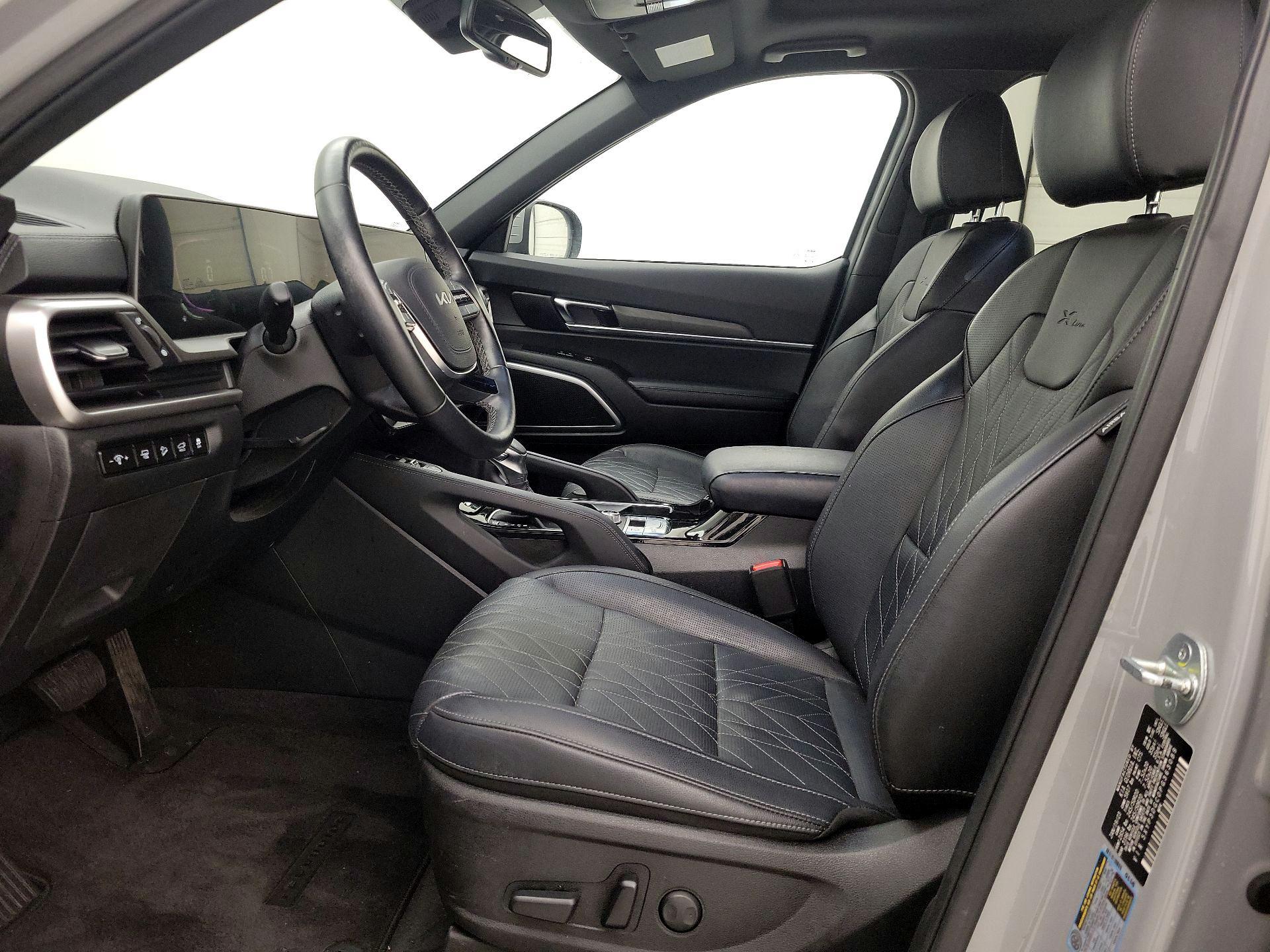 Thumbnail: 2023 Kia Telluride - 11