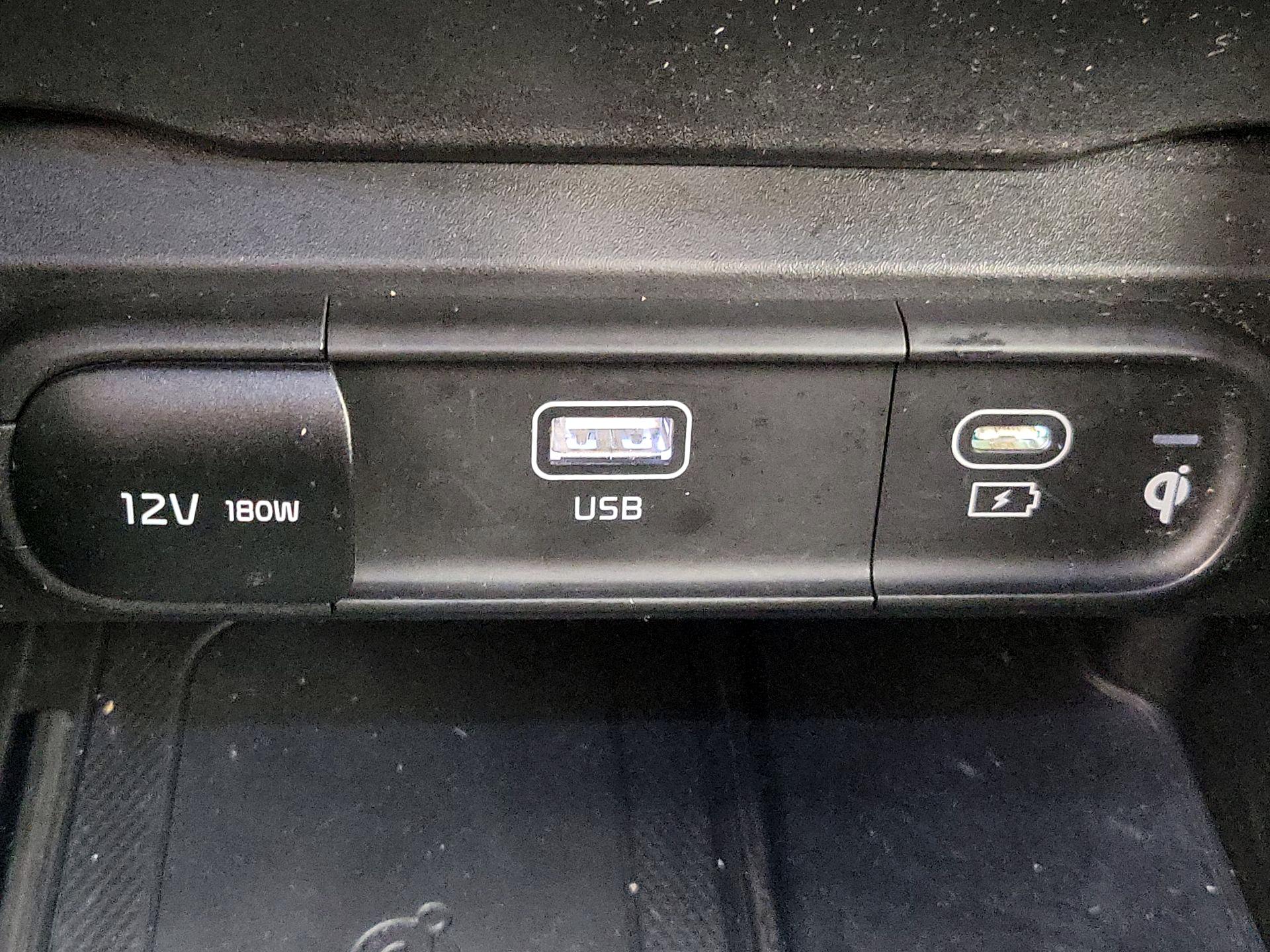 Thumbnail: 2023 Kia Telluride - 19