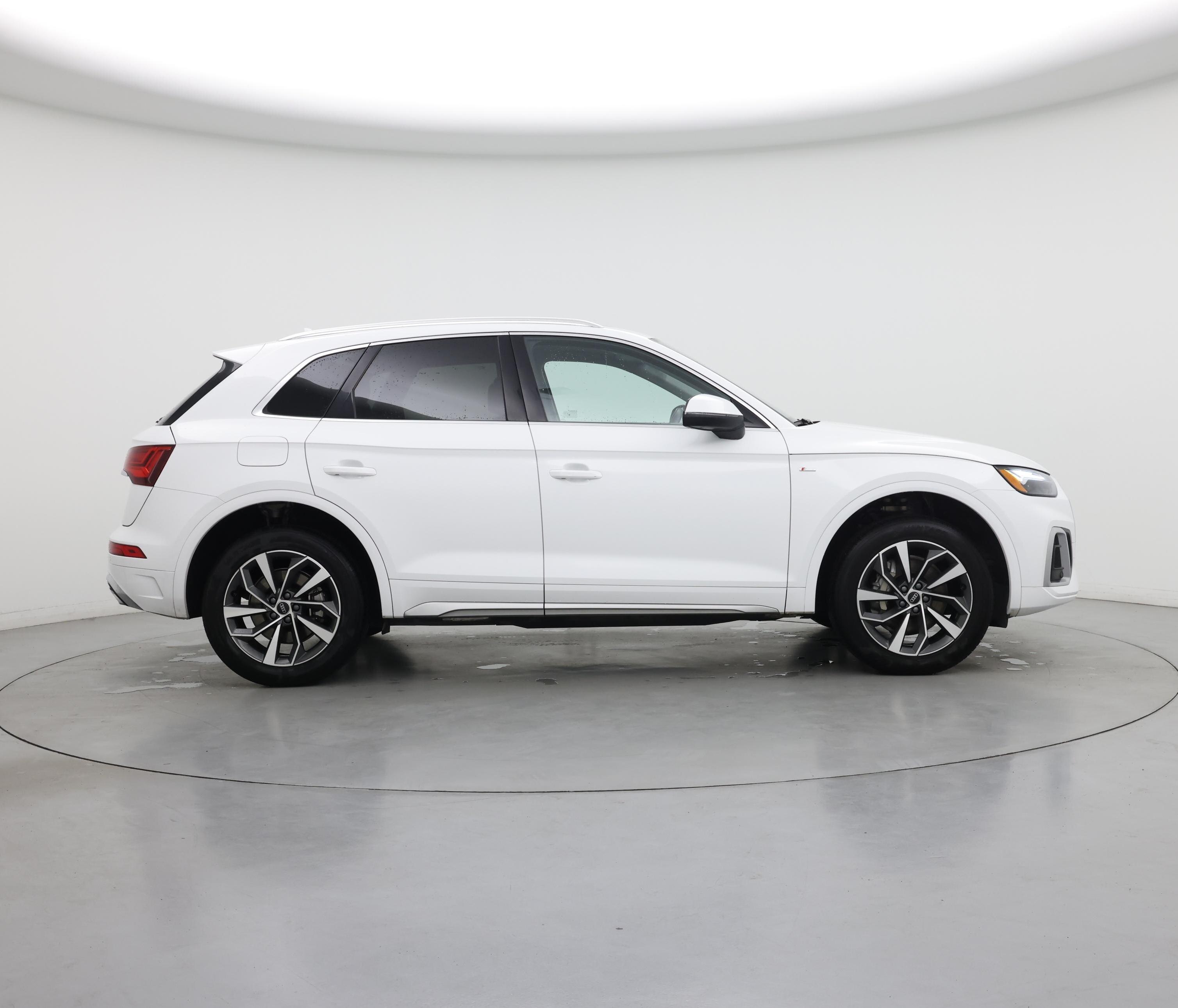 Thumbnail: 2024 Audi Q5 - 7