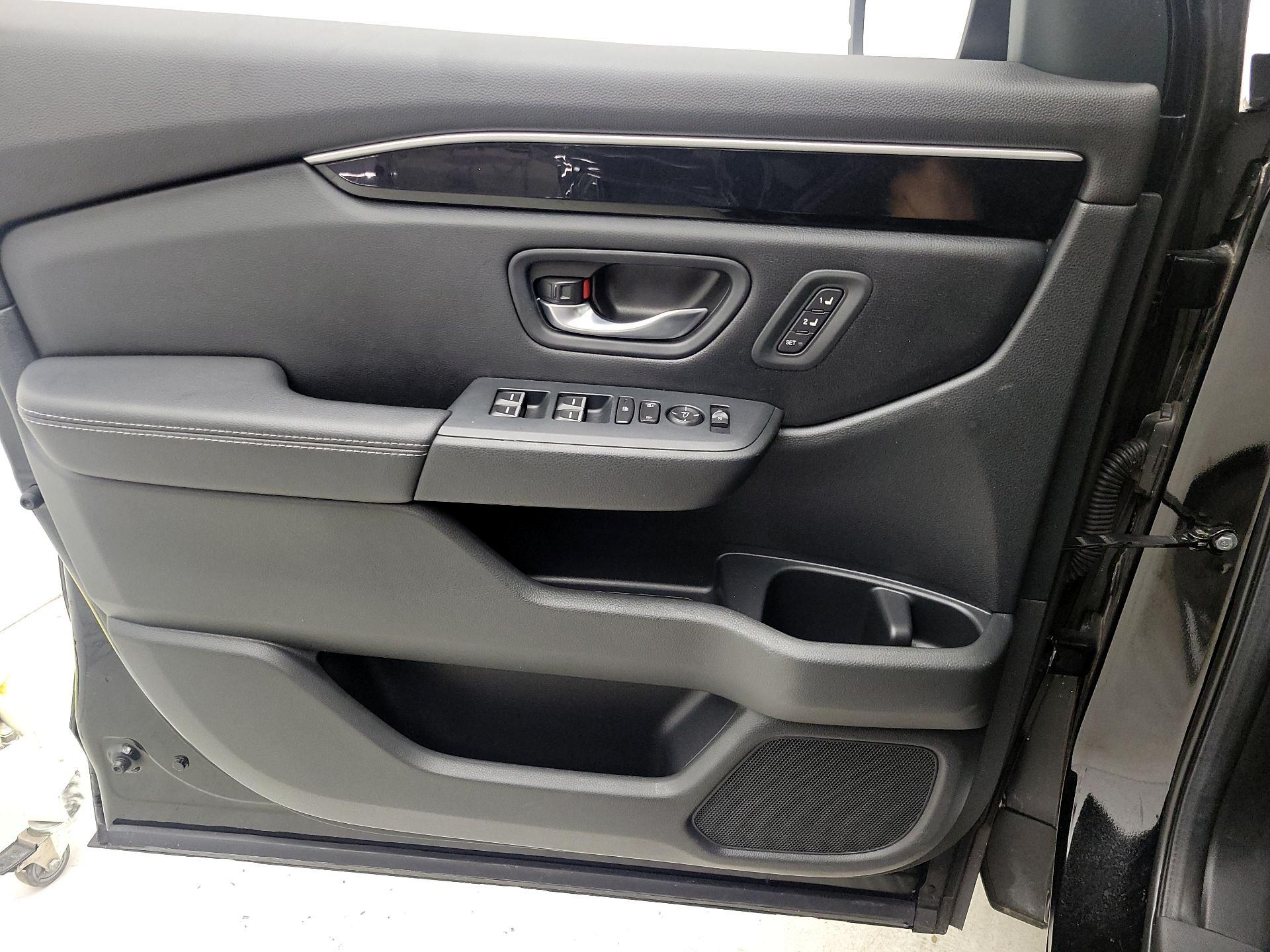 Thumbnail: 2024 Honda Pilot - 12