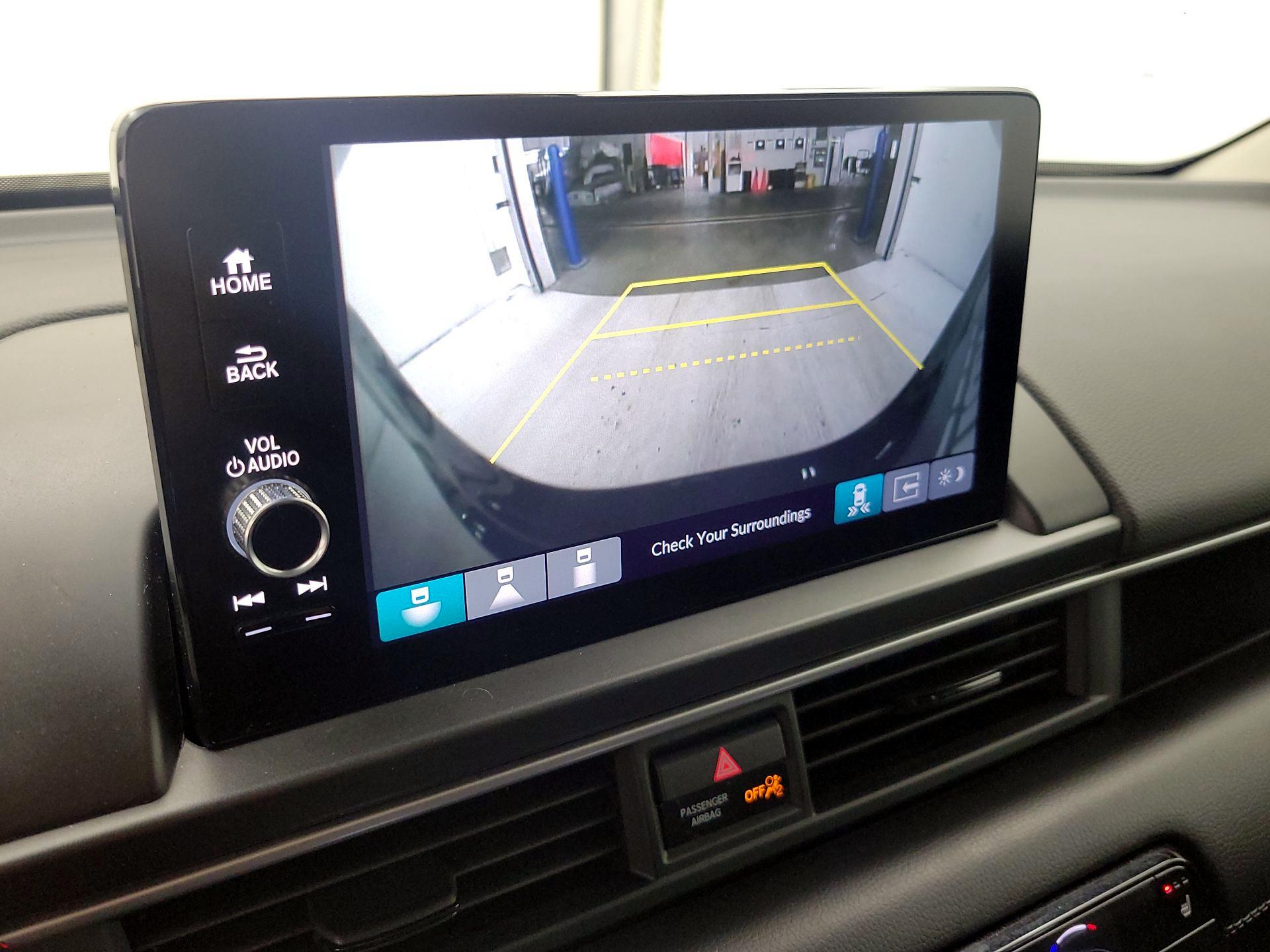 Thumbnail: 2024 Honda Pilot - 14