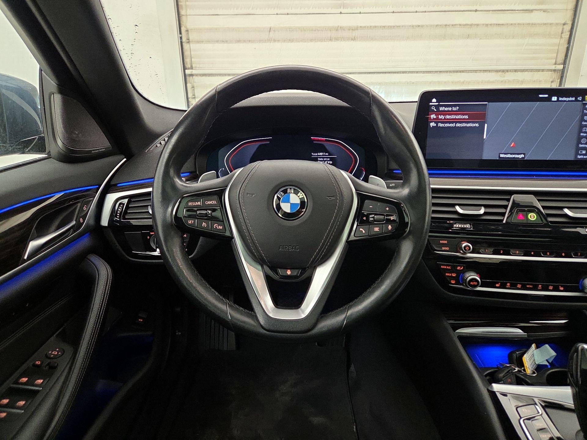 Thumbnail: 2023 BMW 5 Series - 10