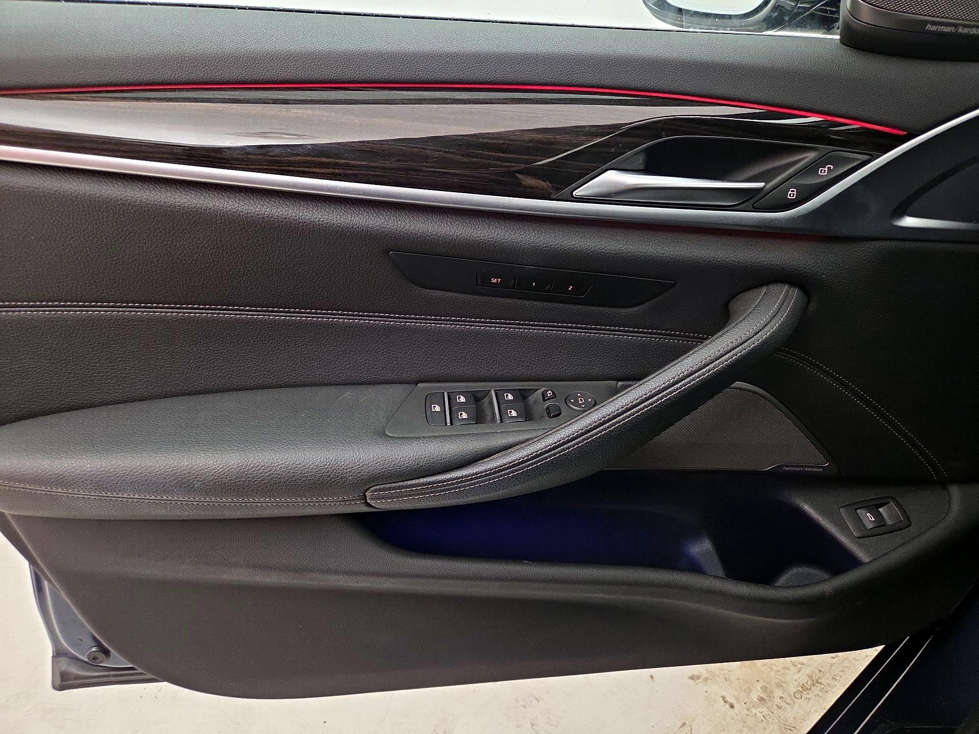 Thumbnail: 2023 BMW 5 Series - 12