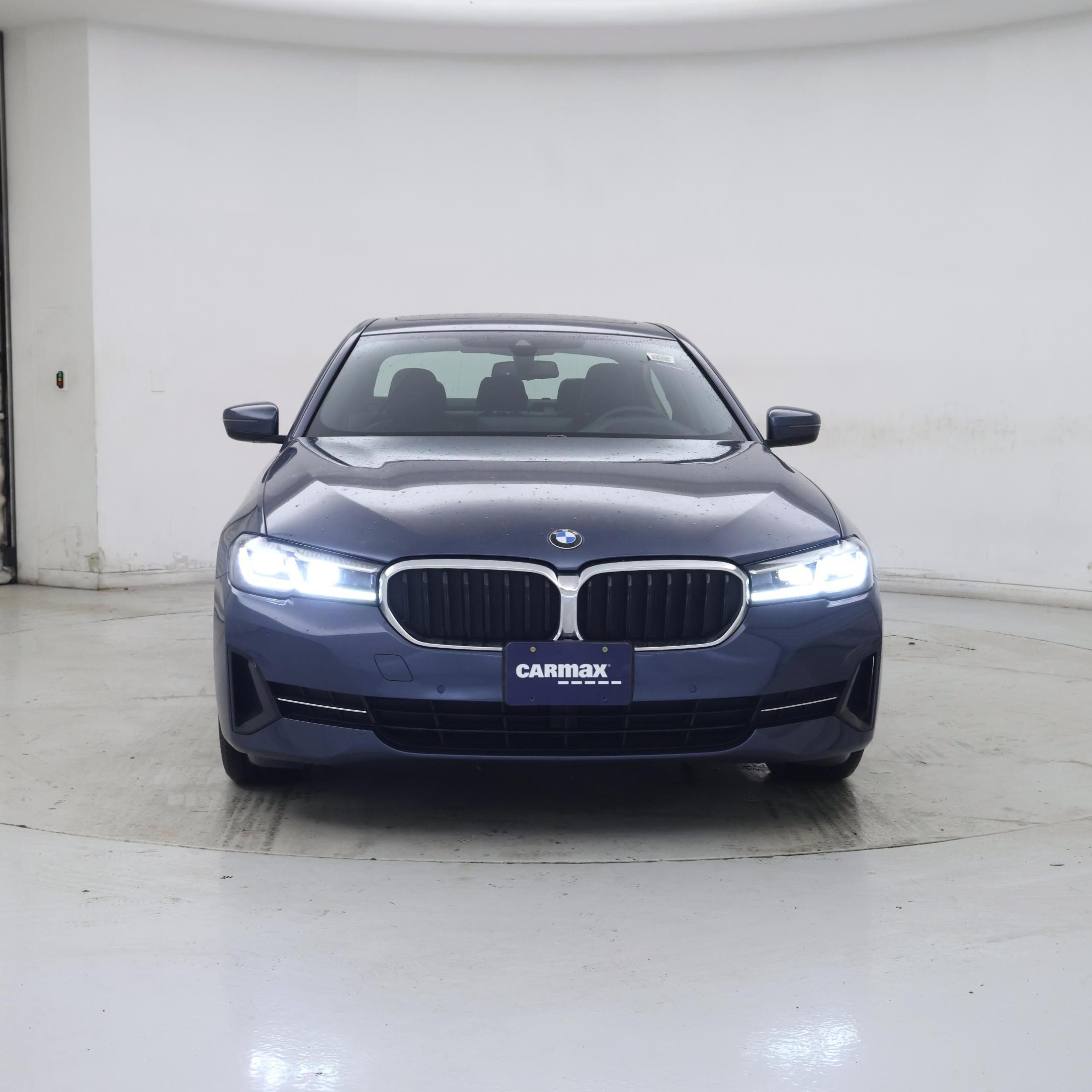 Thumbnail: 2023 BMW 5 Series - 5