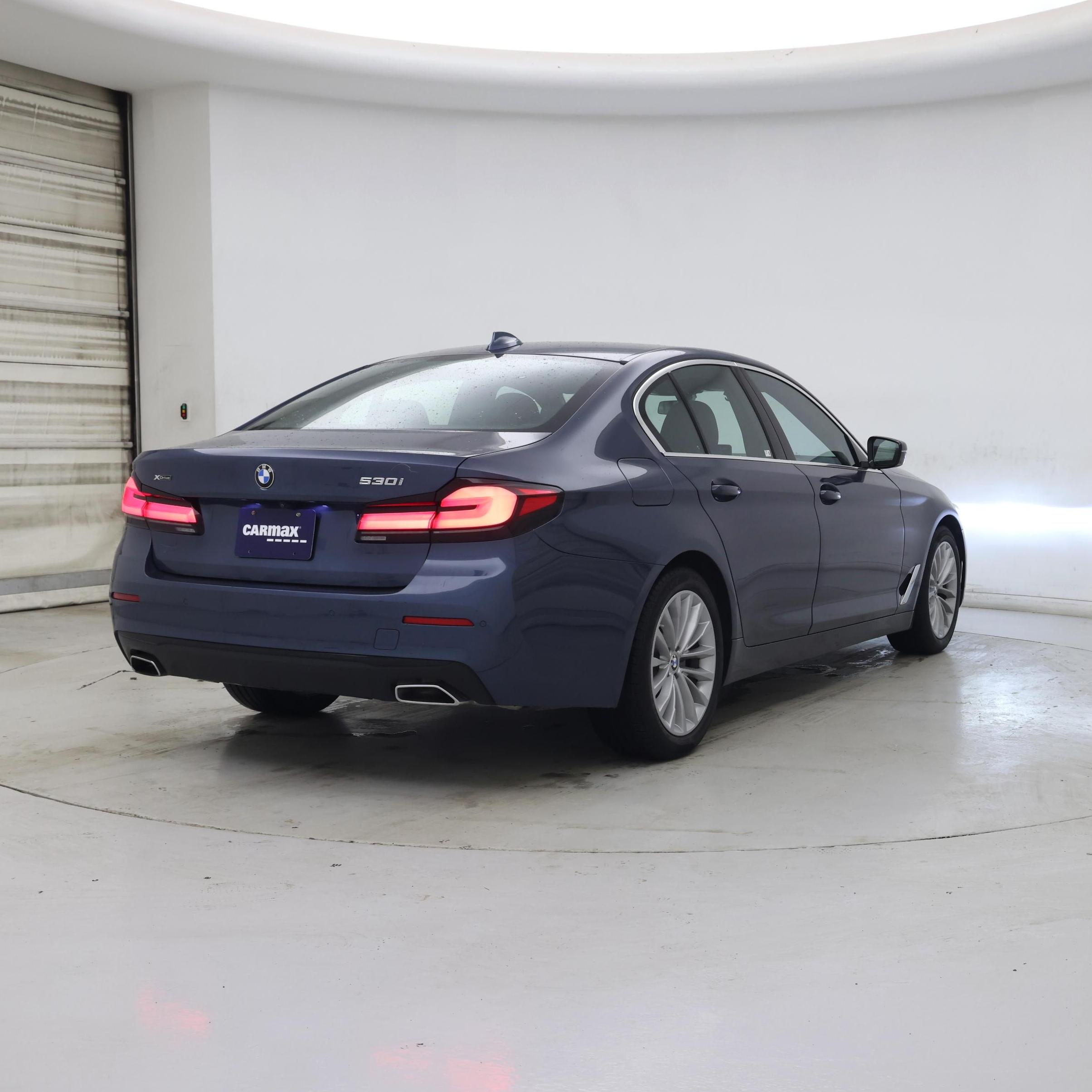 Thumbnail: 2023 BMW 5 Series - 8