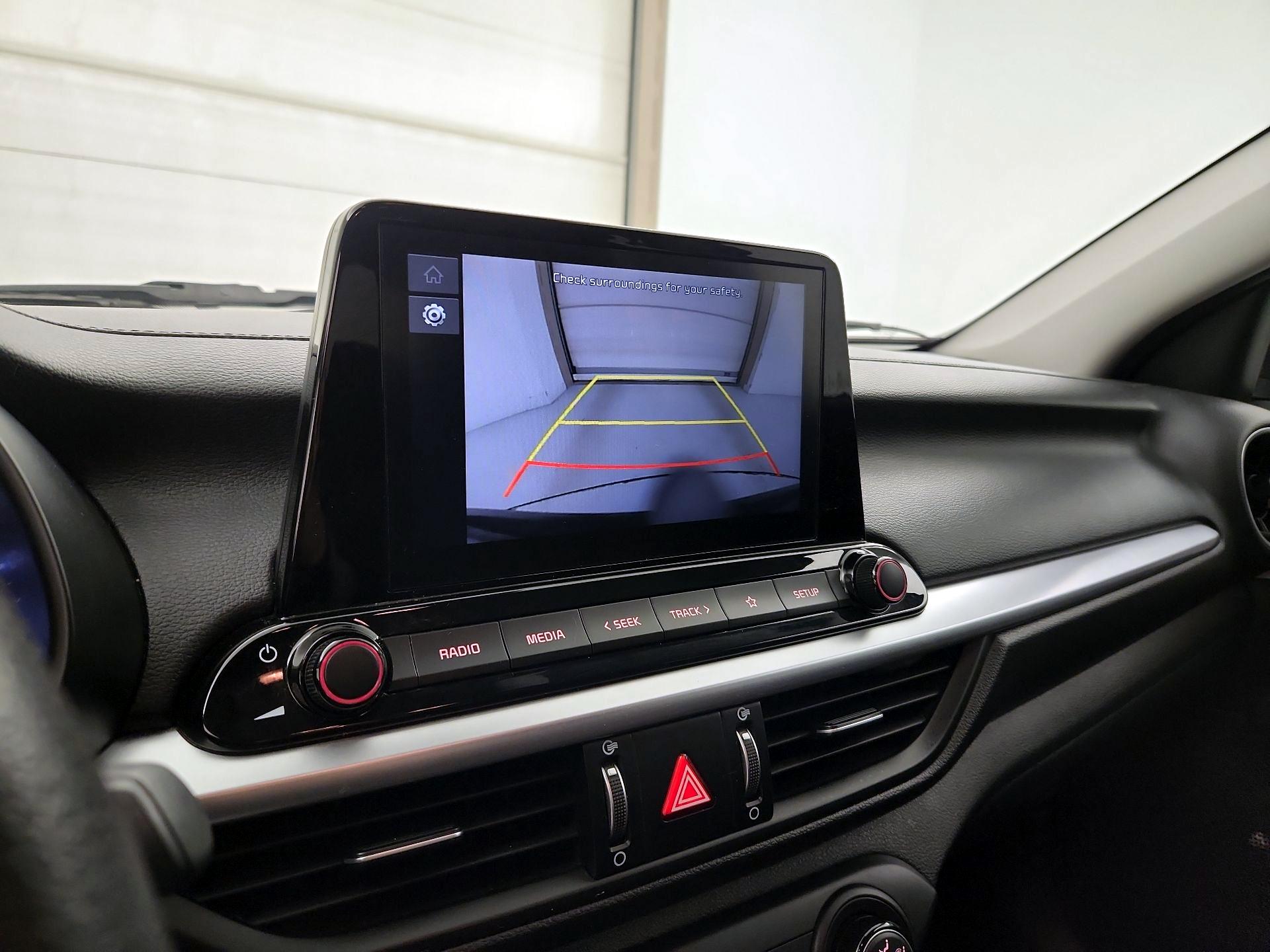 Thumbnail: 2022 Kia Forte - 14