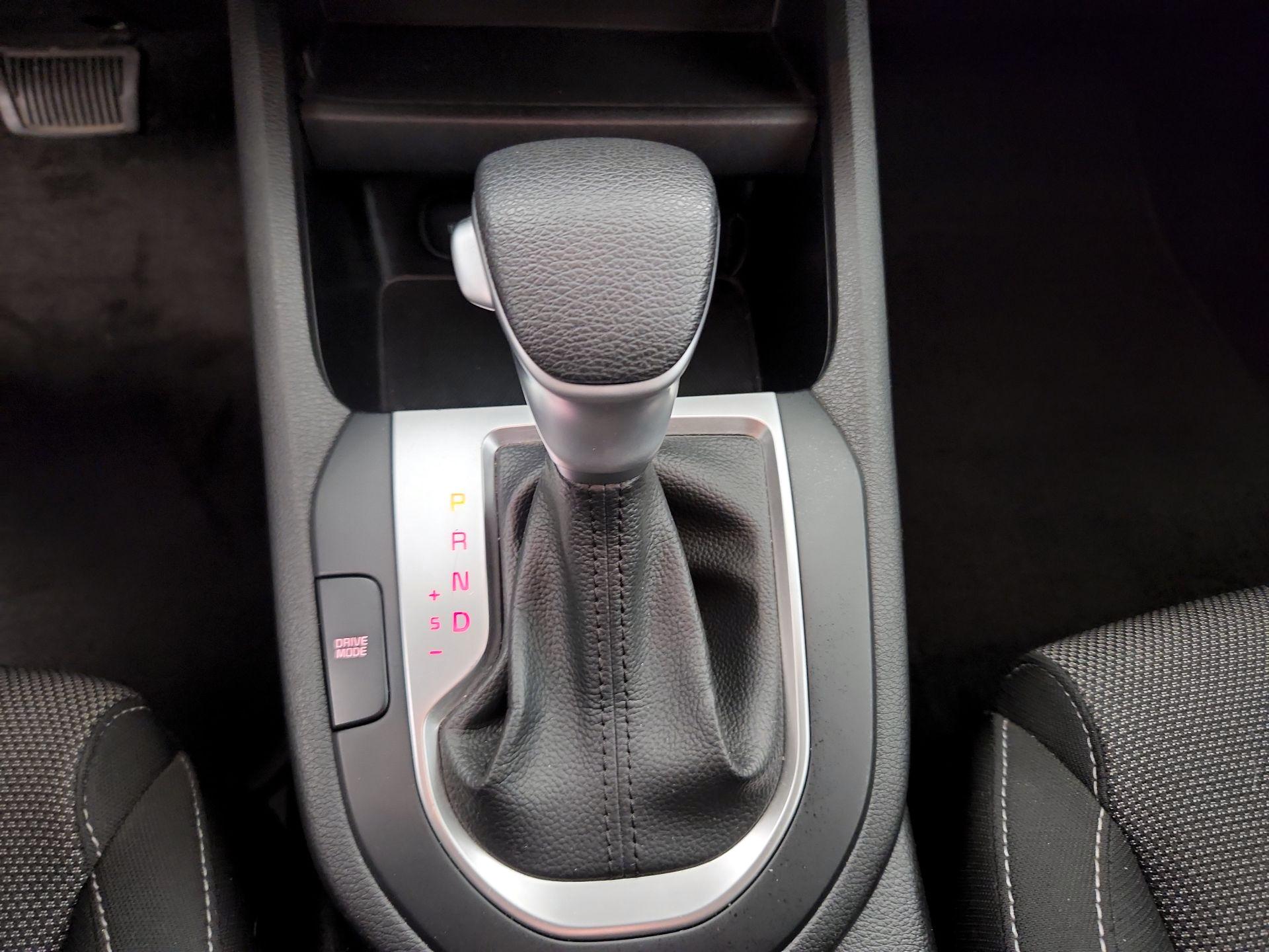 Thumbnail: 2022 Kia Forte - 17