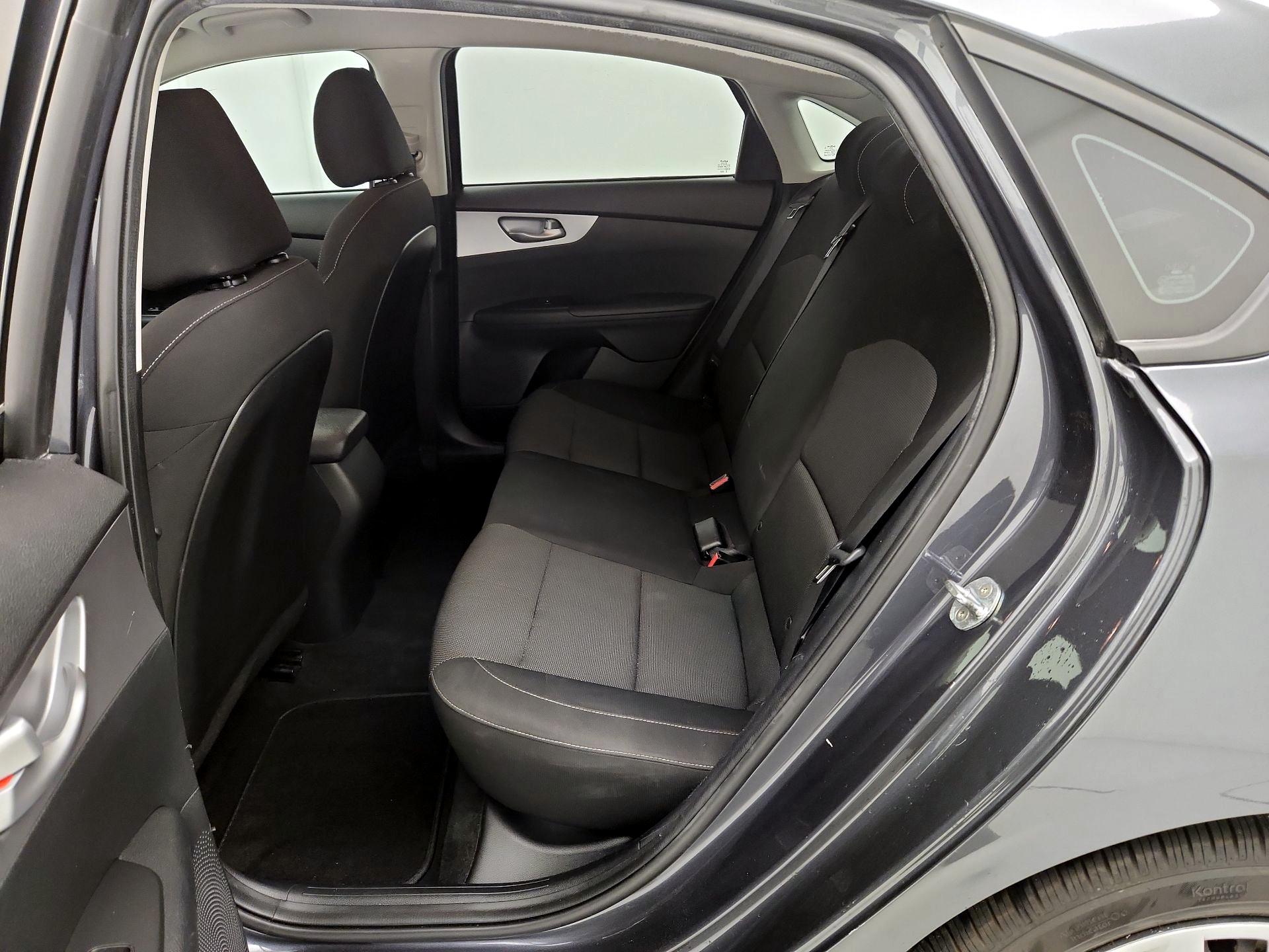 Thumbnail: 2022 Kia Forte - 19