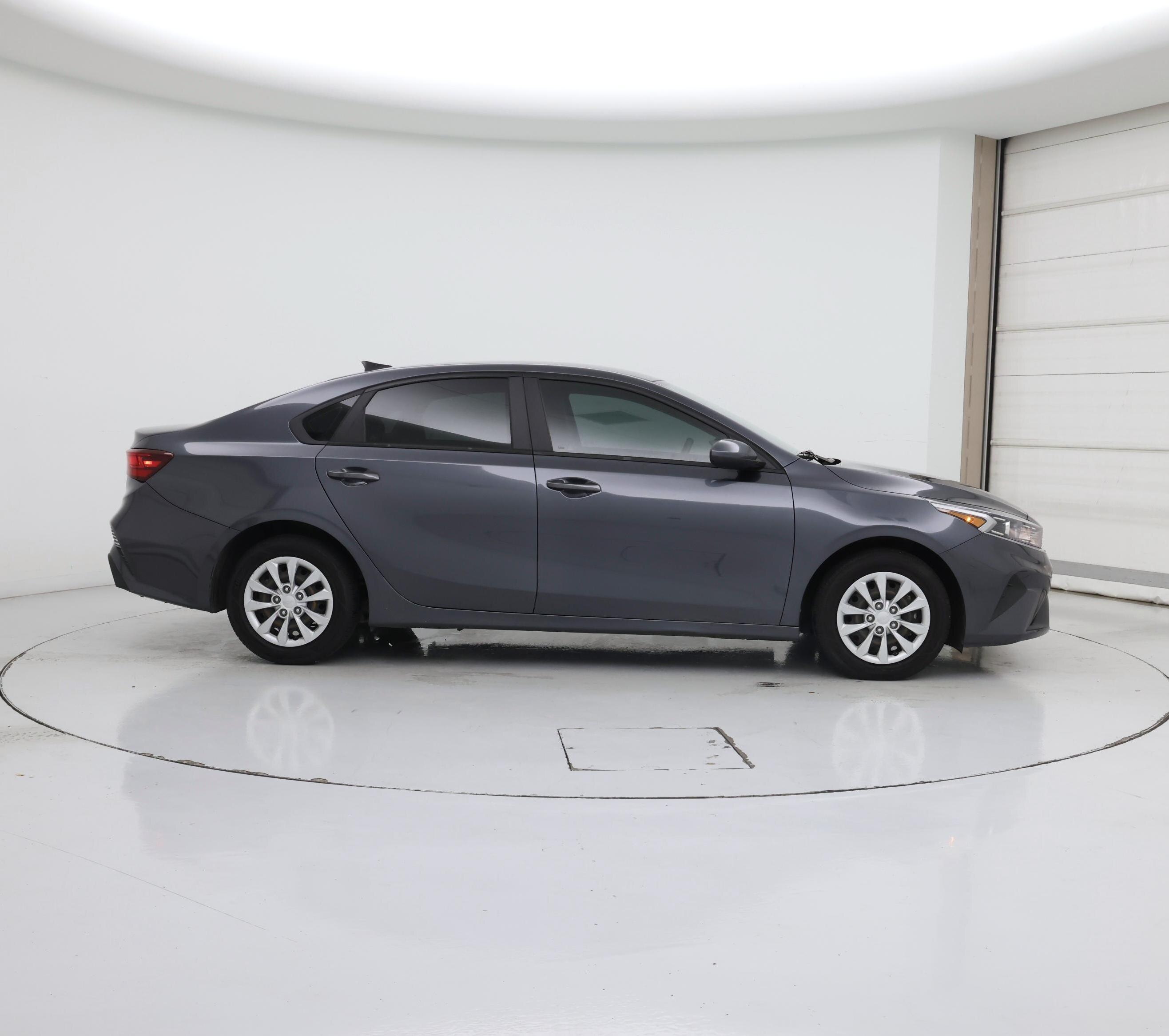 Thumbnail: 2022 Kia Forte - 7