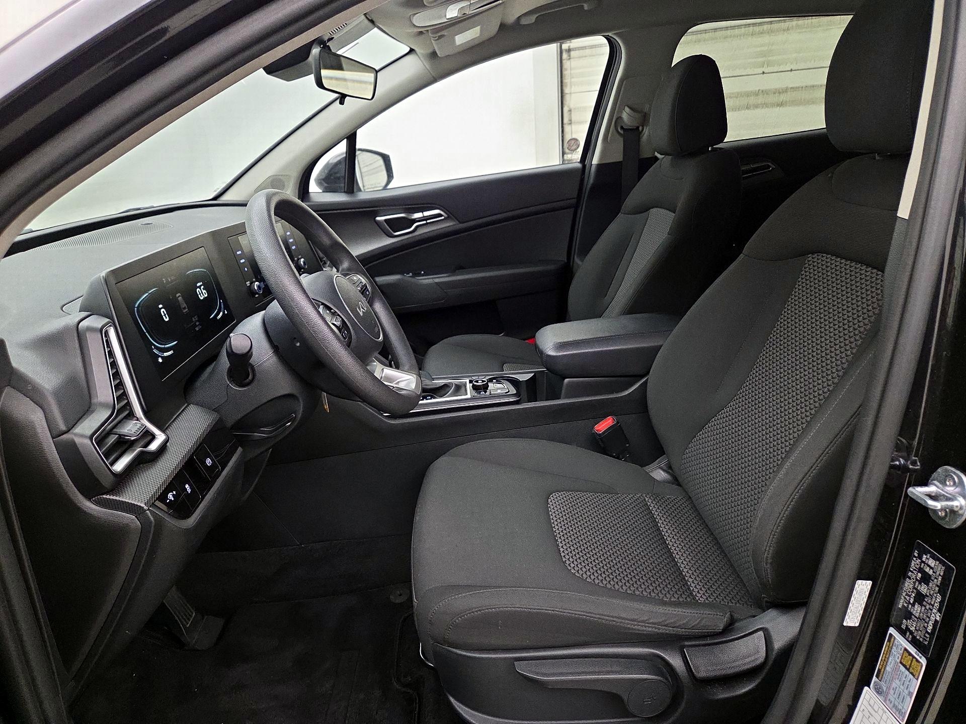 Thumbnail: 2024 Kia Sportage - 11