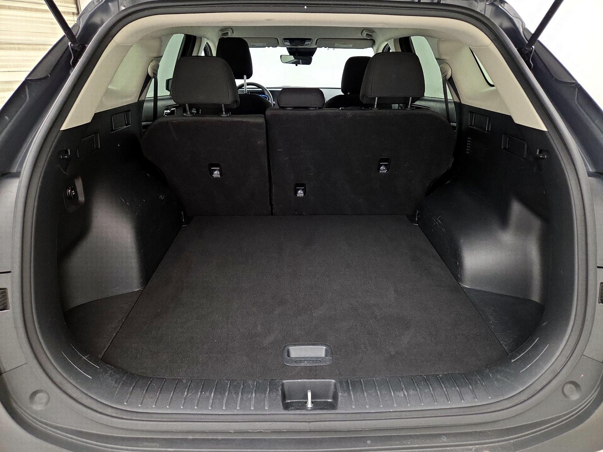 Thumbnail: 2024 Kia Sportage - 20