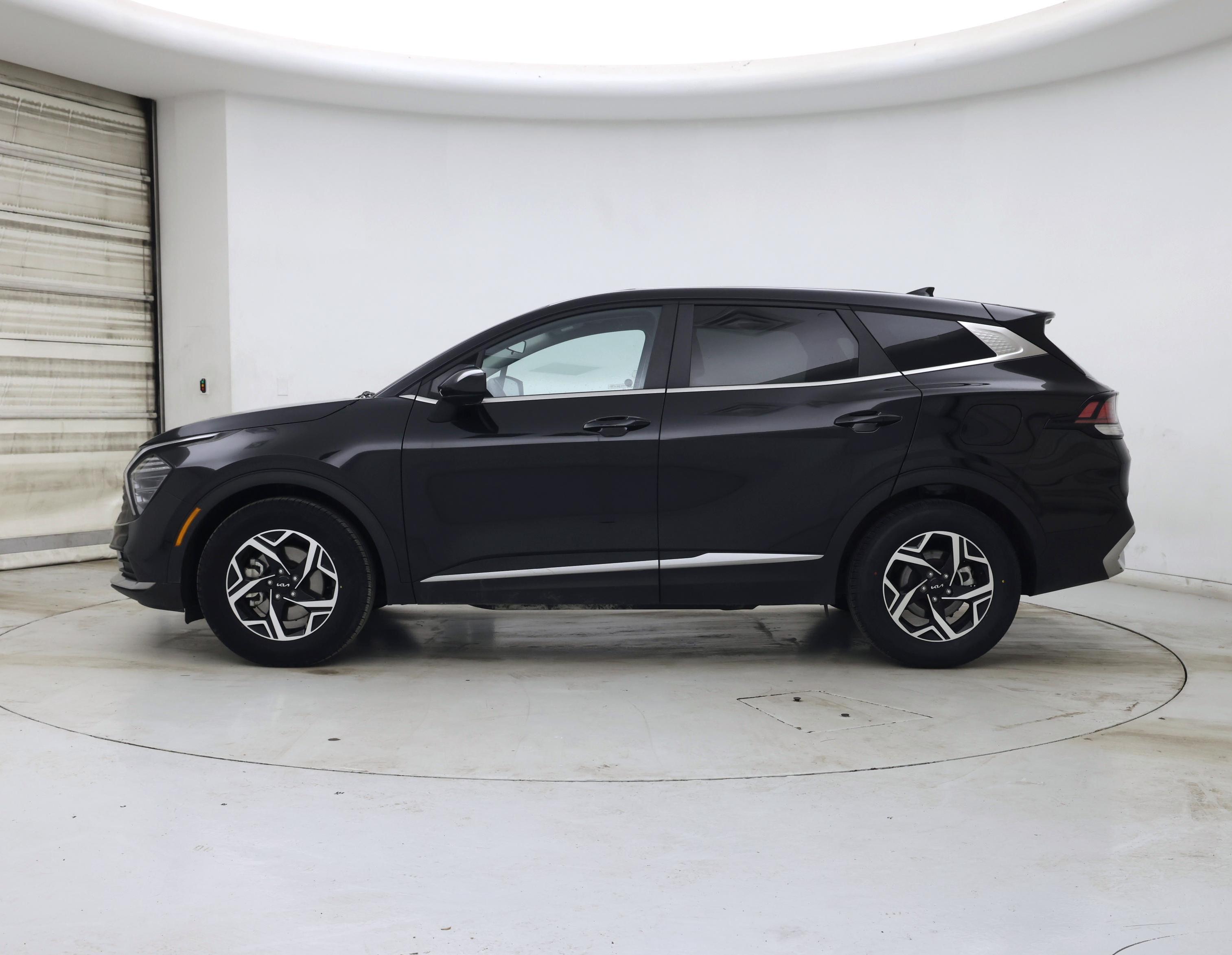 Thumbnail: 2024 Kia Sportage - 3