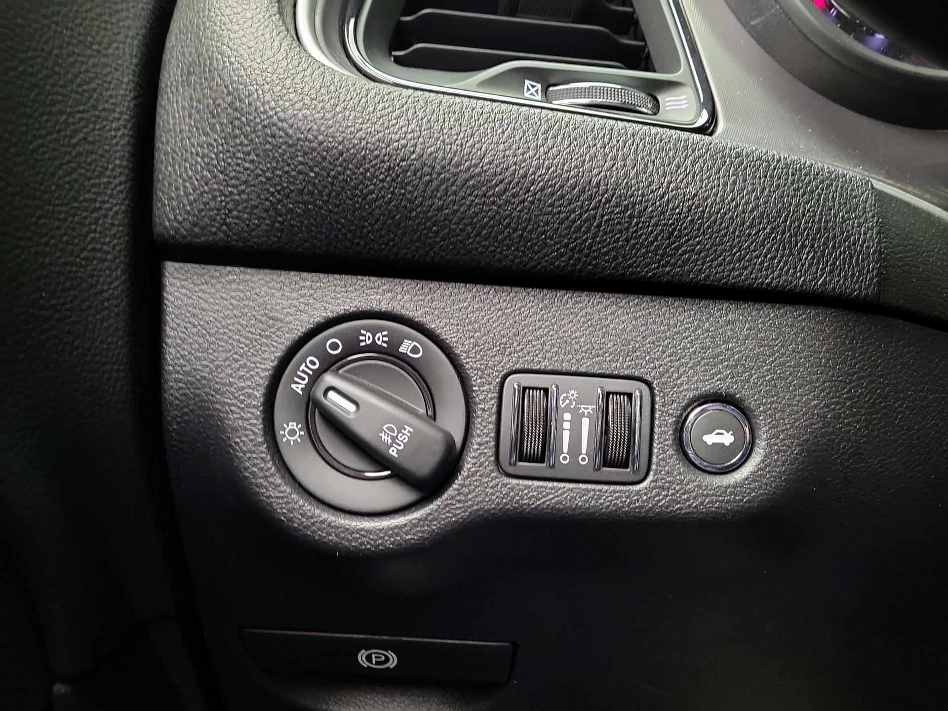 Thumbnail: 2022 Dodge Challenger - 13