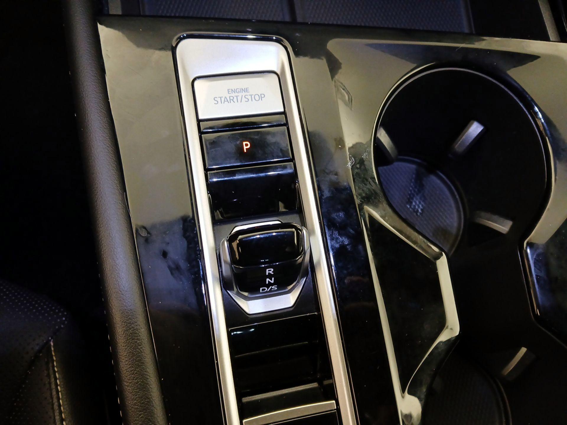 Thumbnail: 2024 Volkswagen Atlas - 17