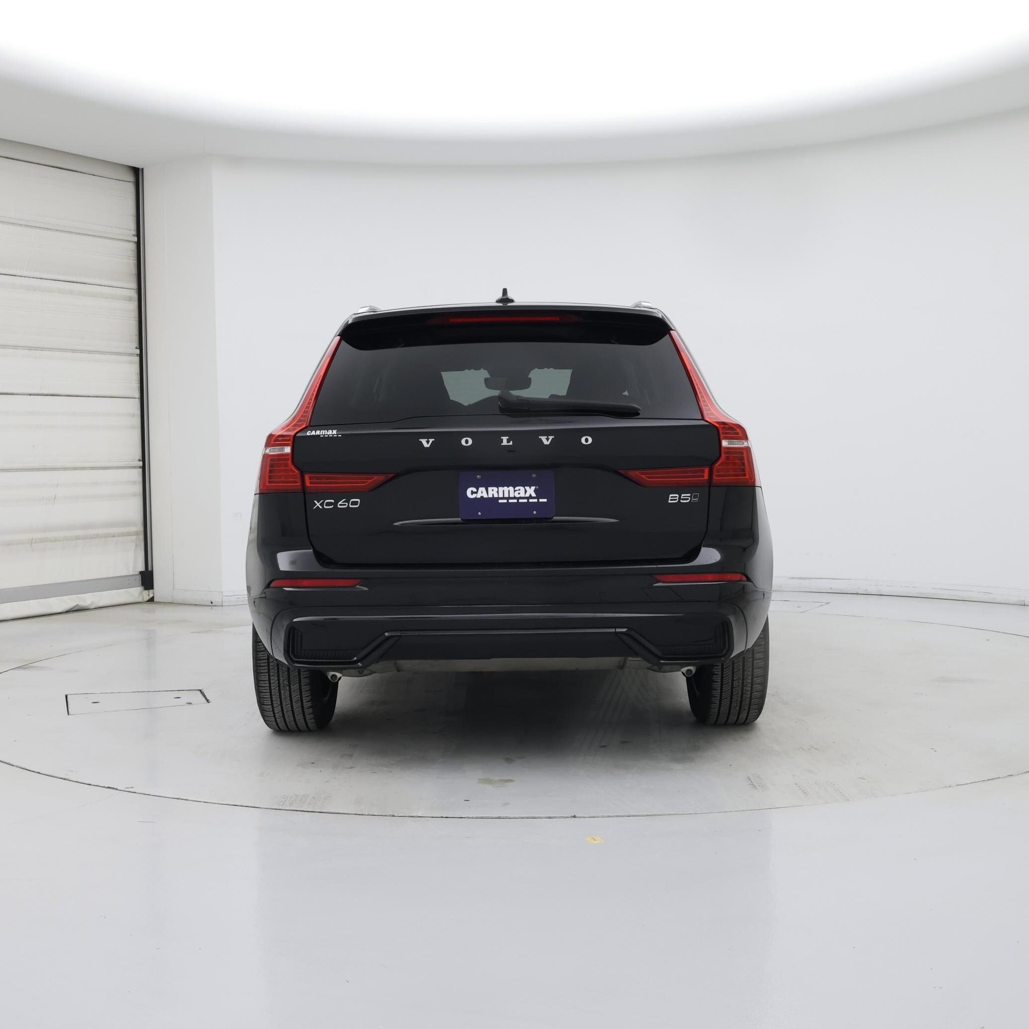 Thumbnail: 2023 Volvo XC60 - 6