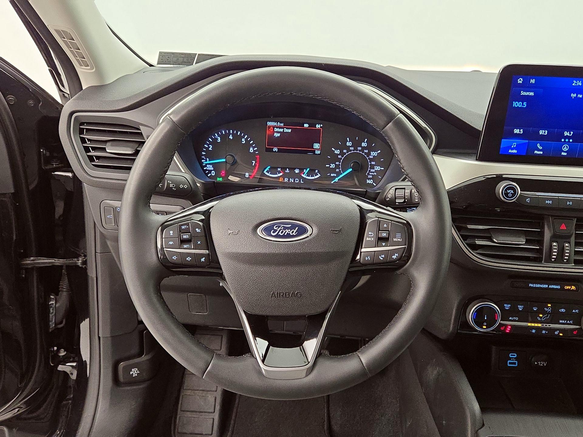 Thumbnail: 2022 Ford Escape - 10