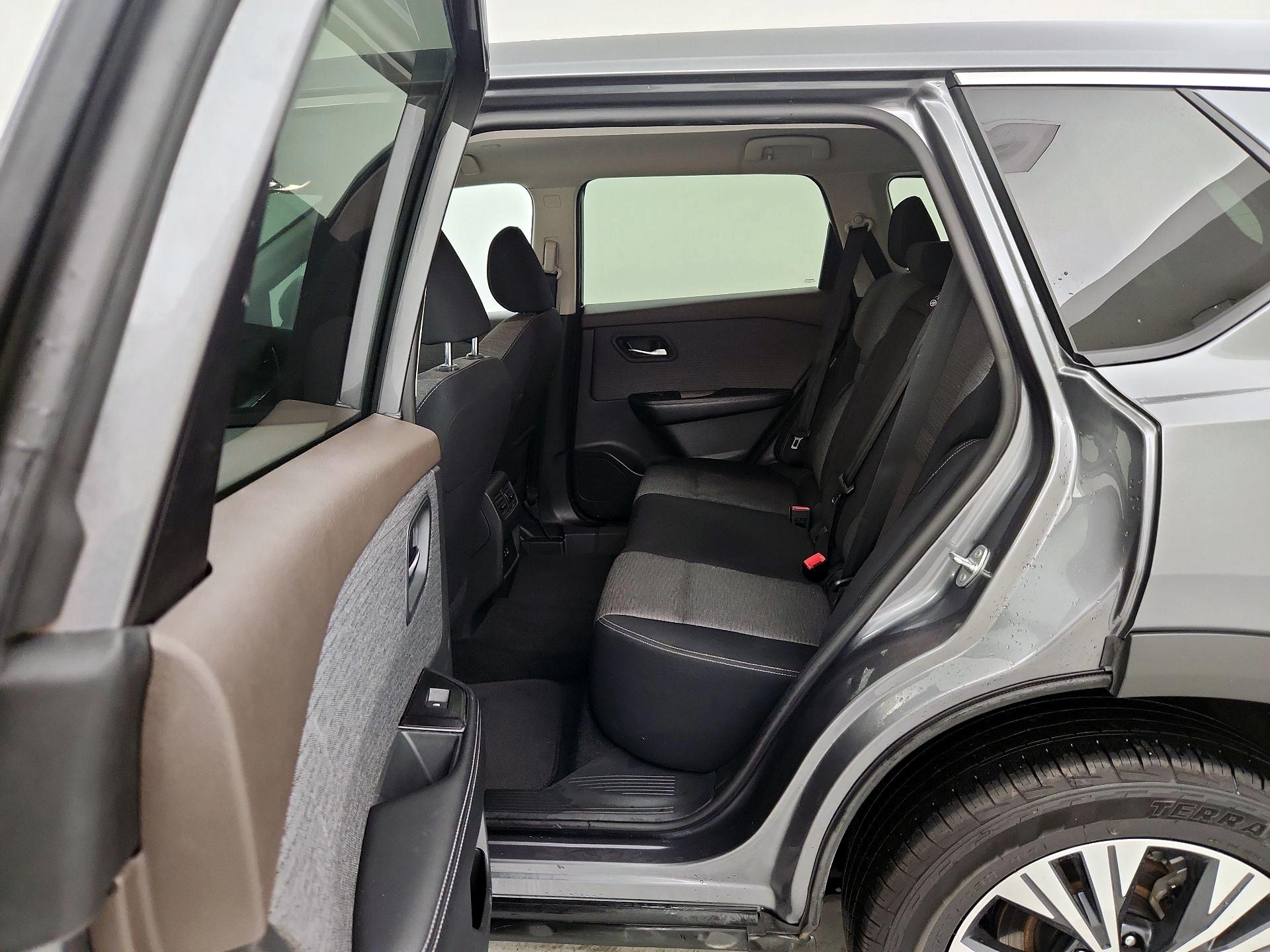 Thumbnail: 2023 Nissan Rogue - 19