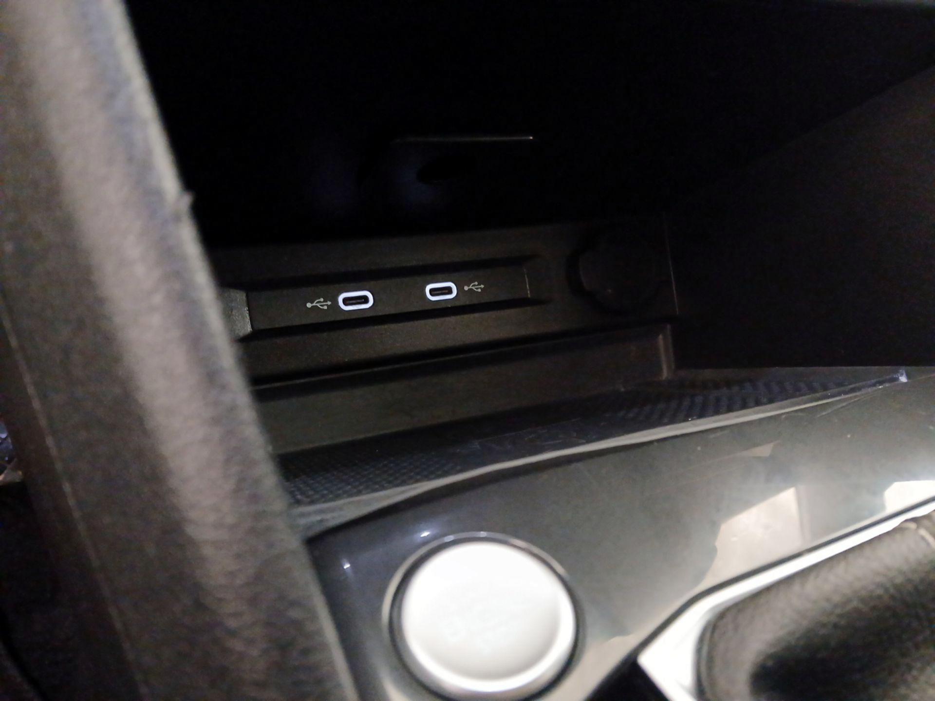 Thumbnail: 2024 Volkswagen Tiguan - 18