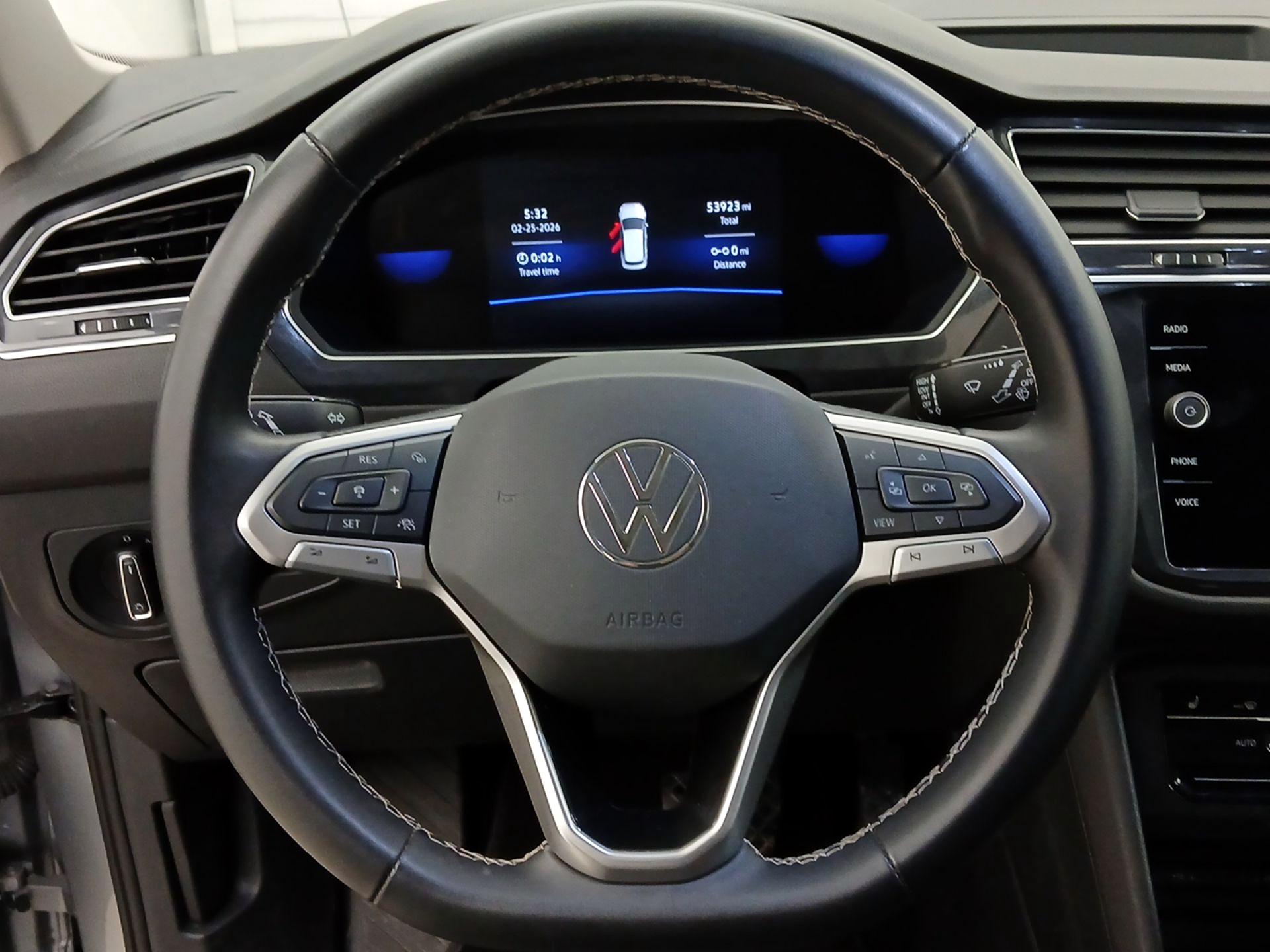 Thumbnail: 2024 Volkswagen Tiguan - 10