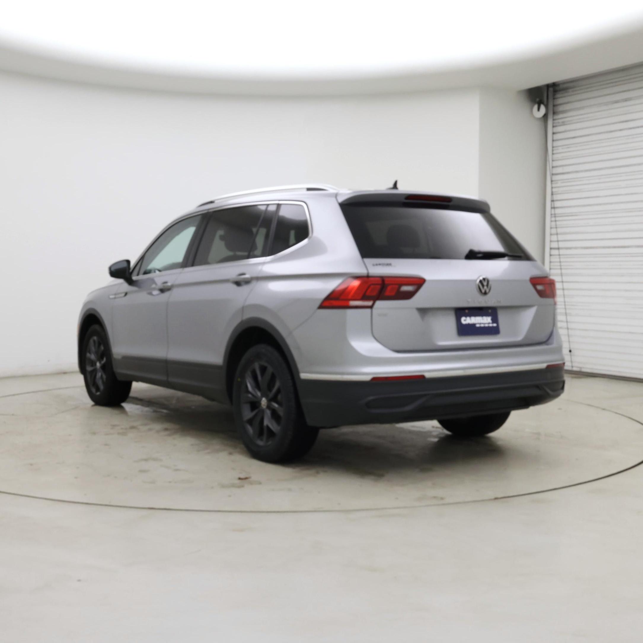 Thumbnail: 2024 Volkswagen Tiguan - 2