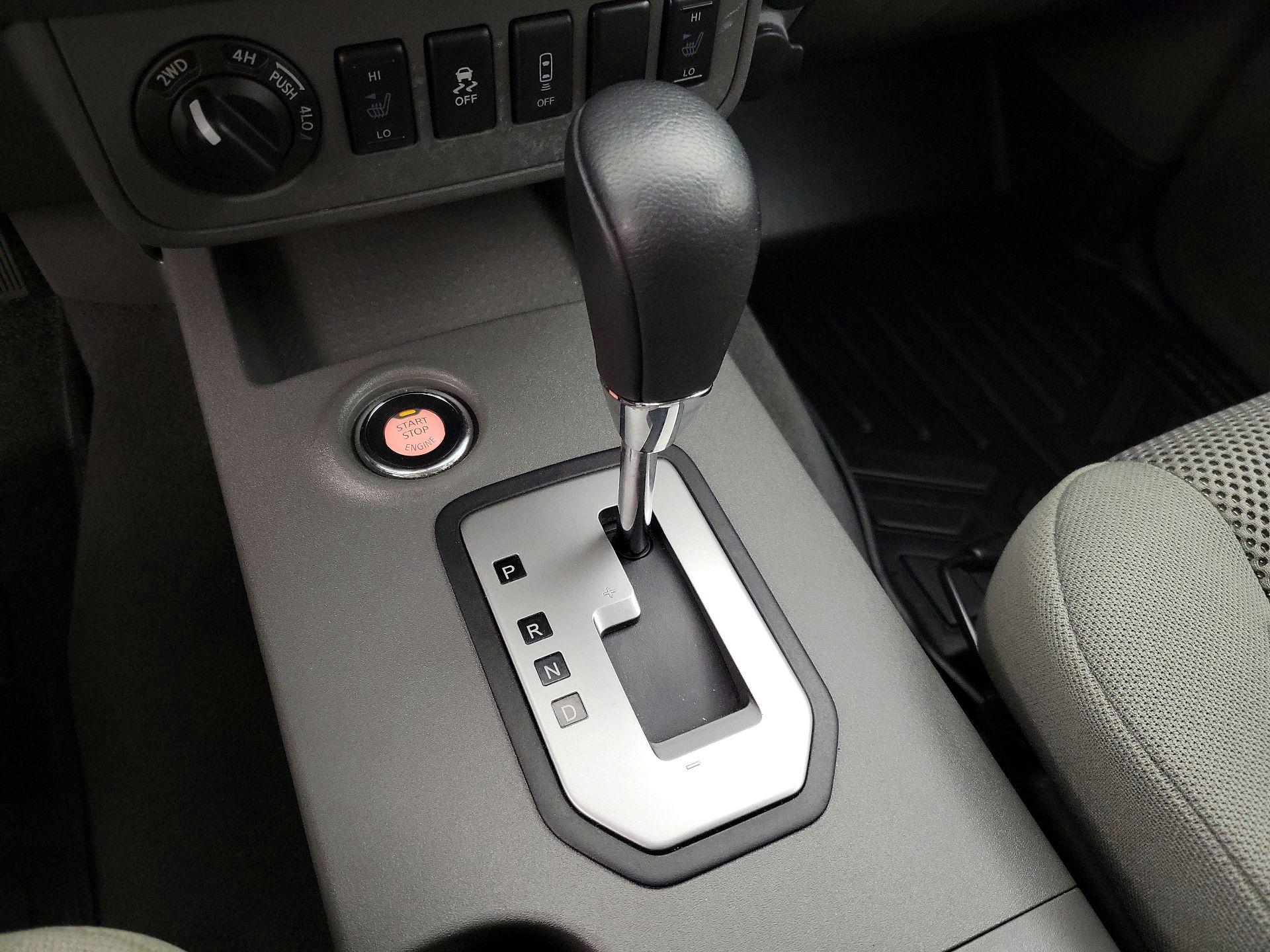 Thumbnail: 2021 Nissan Frontier - 17