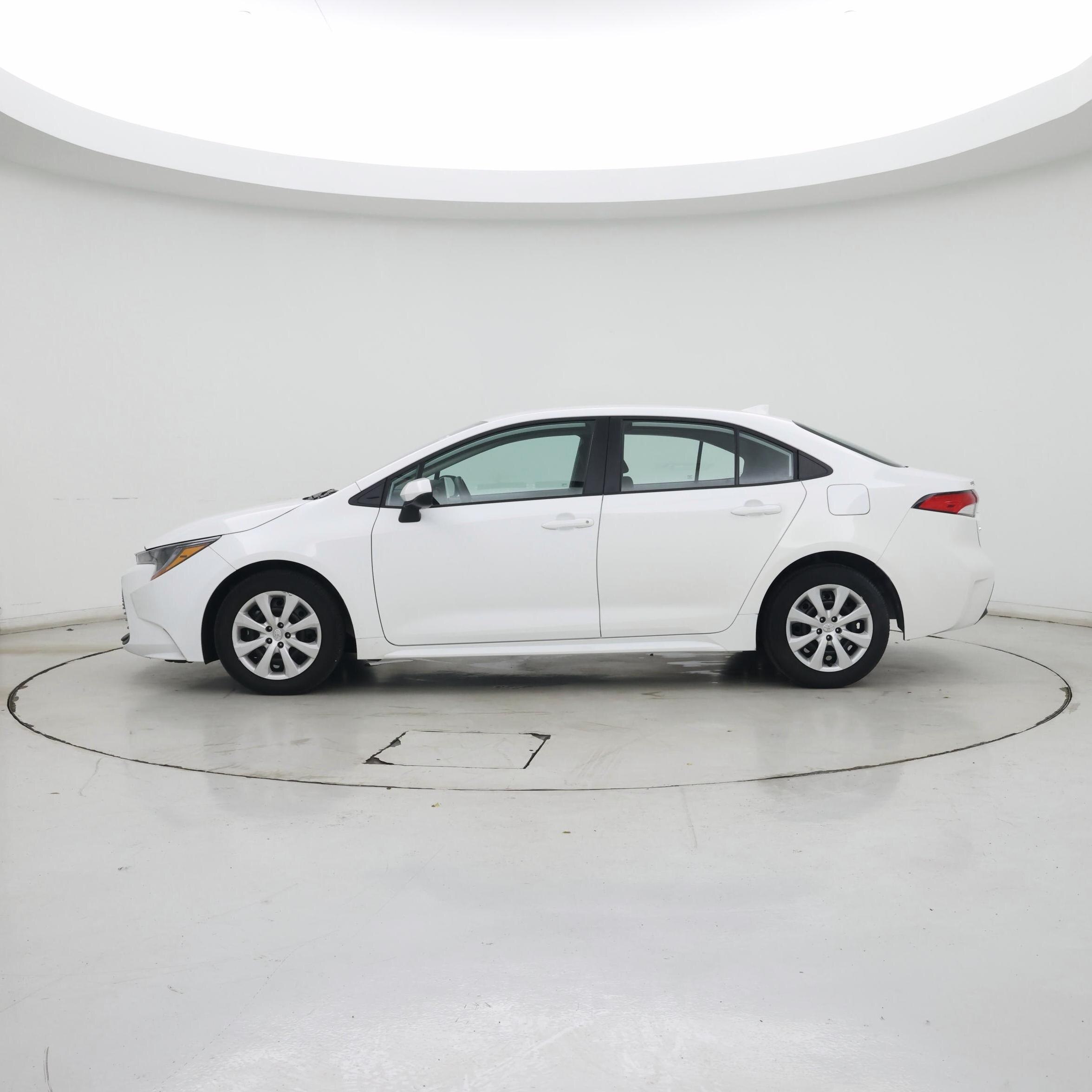 Thumbnail: 2025 Toyota Corolla - 3