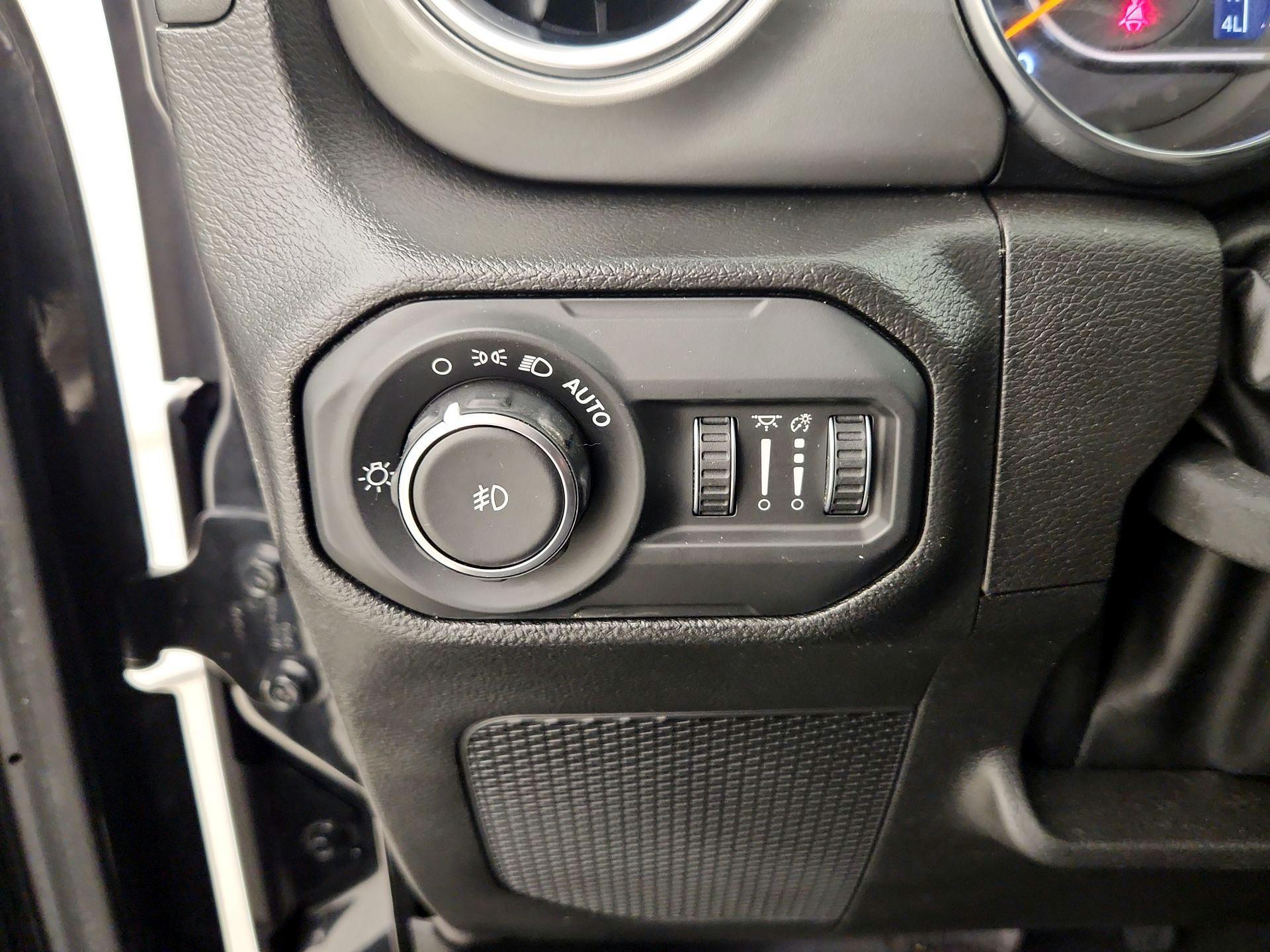 Thumbnail: 2022 Jeep Wrangler - 13