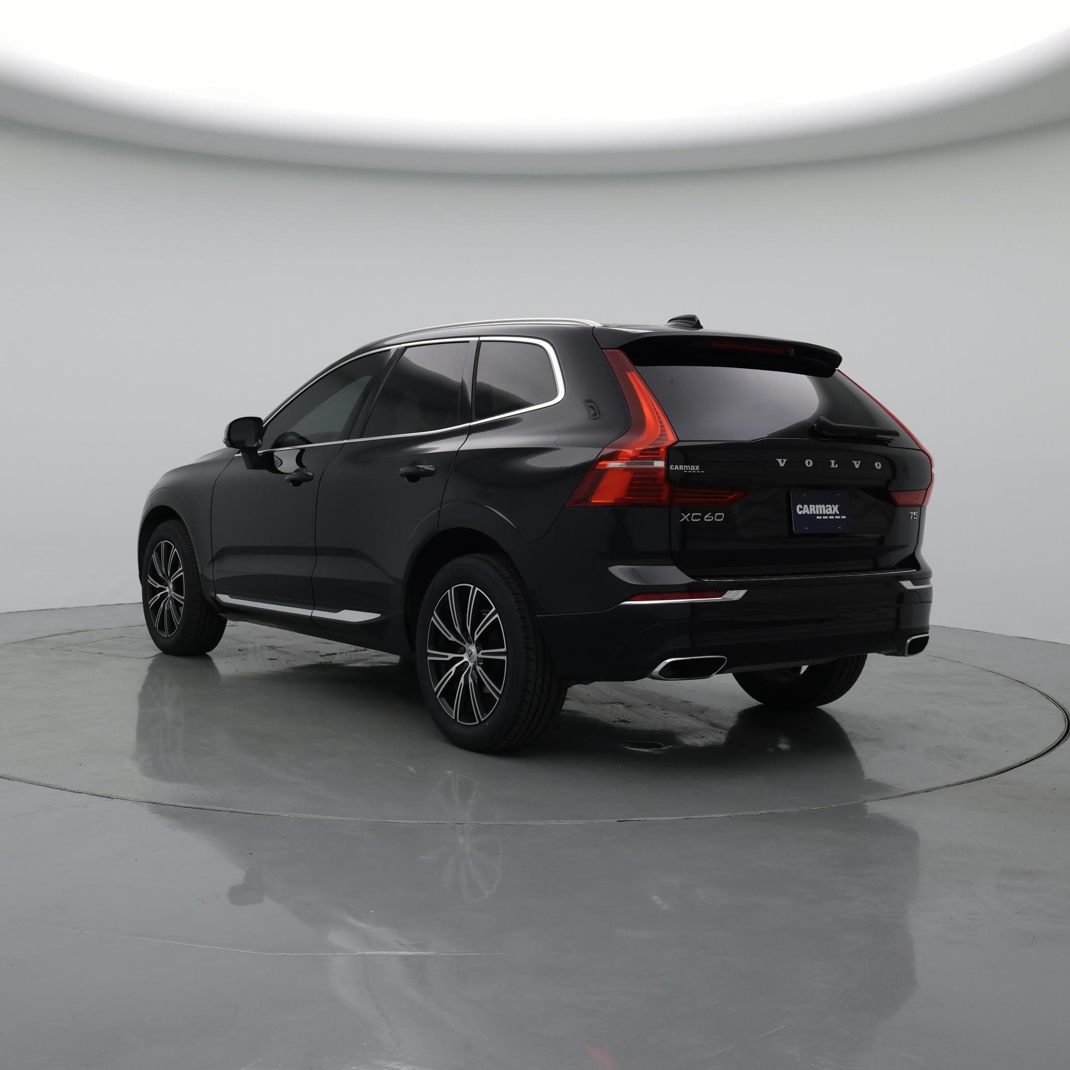 Thumbnail: 2021 Volvo XC60 - 2